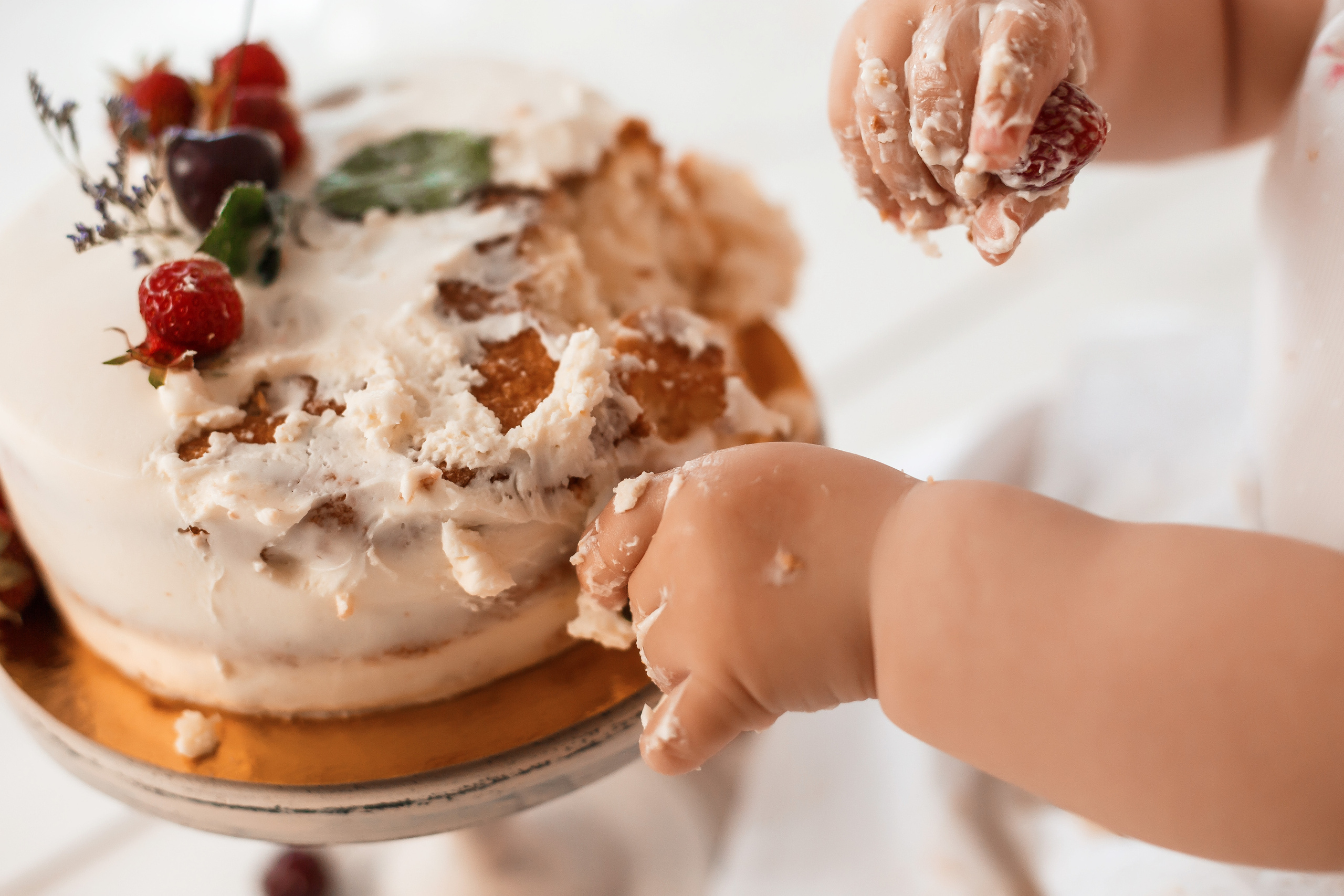 Крушение тортика миасс. Детский и ньюборн фотограф г. Миасса