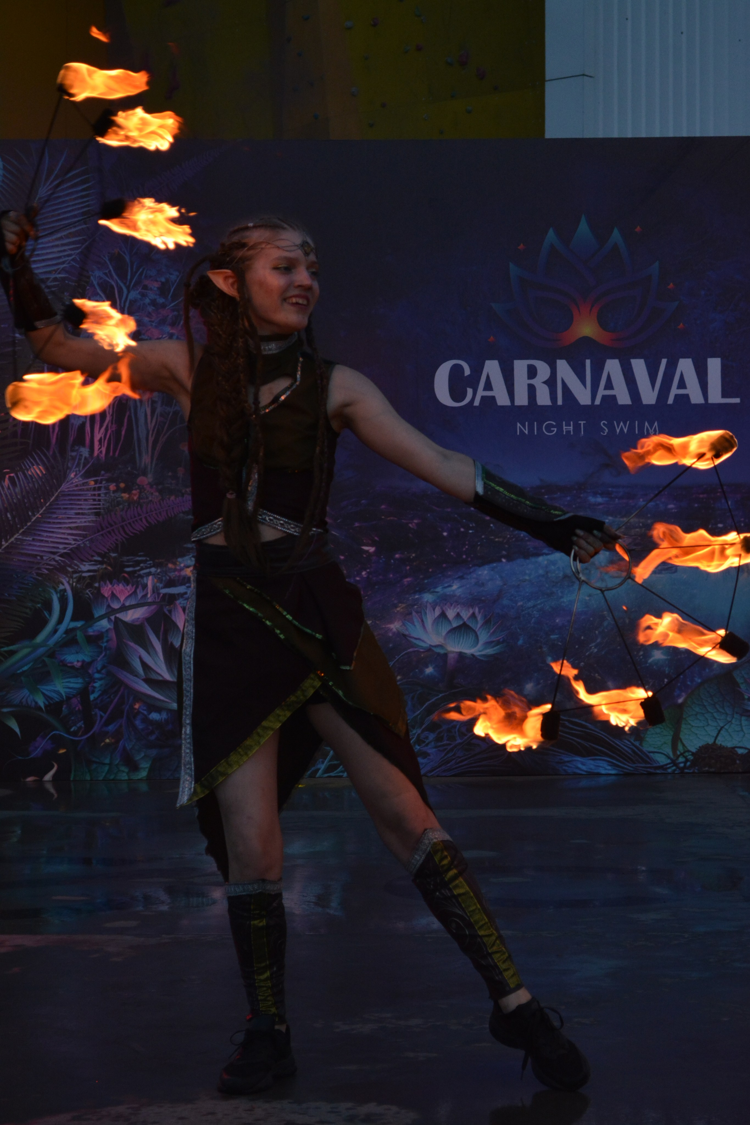 #nightswimcarnaval. Фотограф Мария Миронова в Нижнем Новгороде