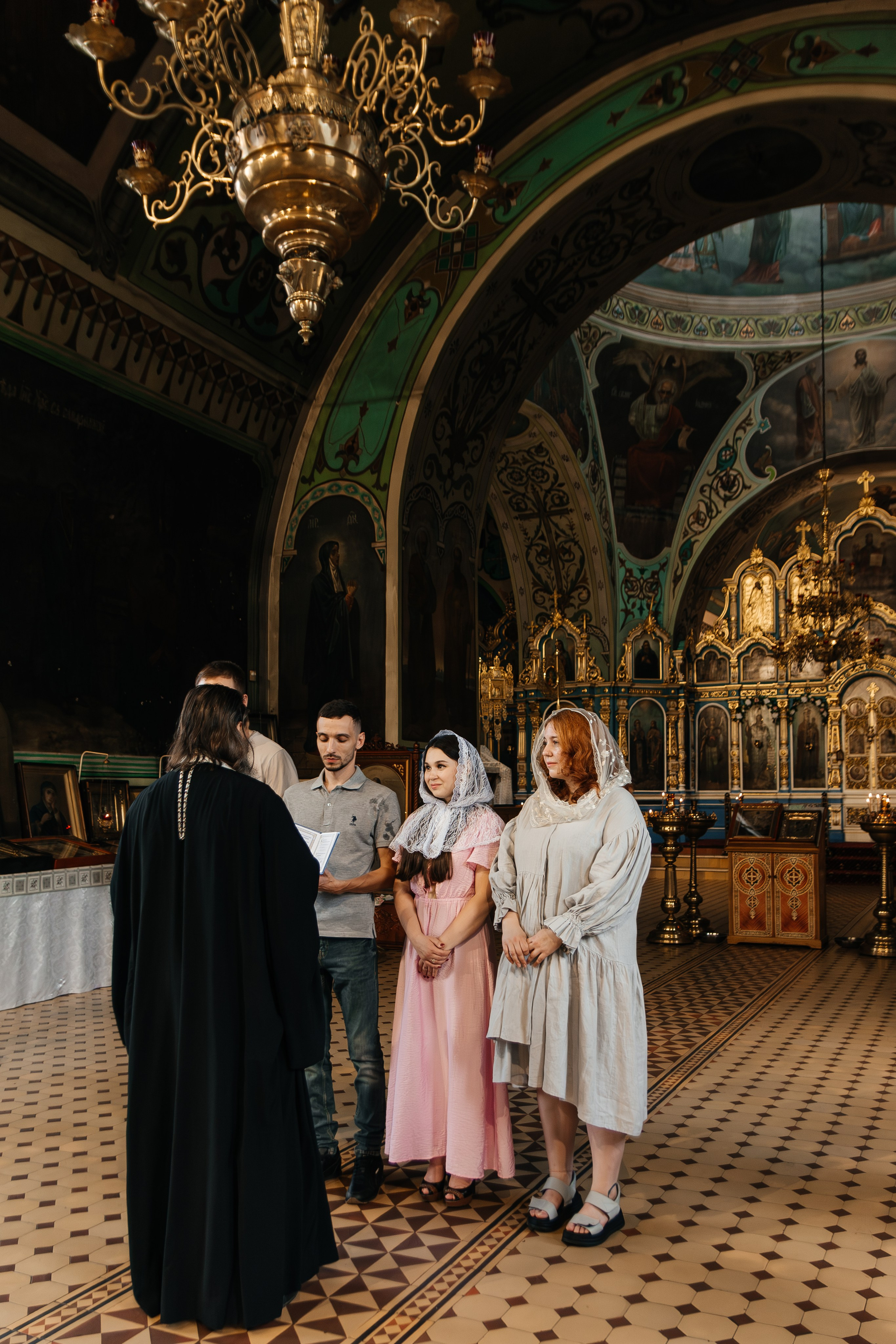 Фотосессия крещения Лукьяна в Обуховке. Семейный и детский фотограф Кущ Наташа