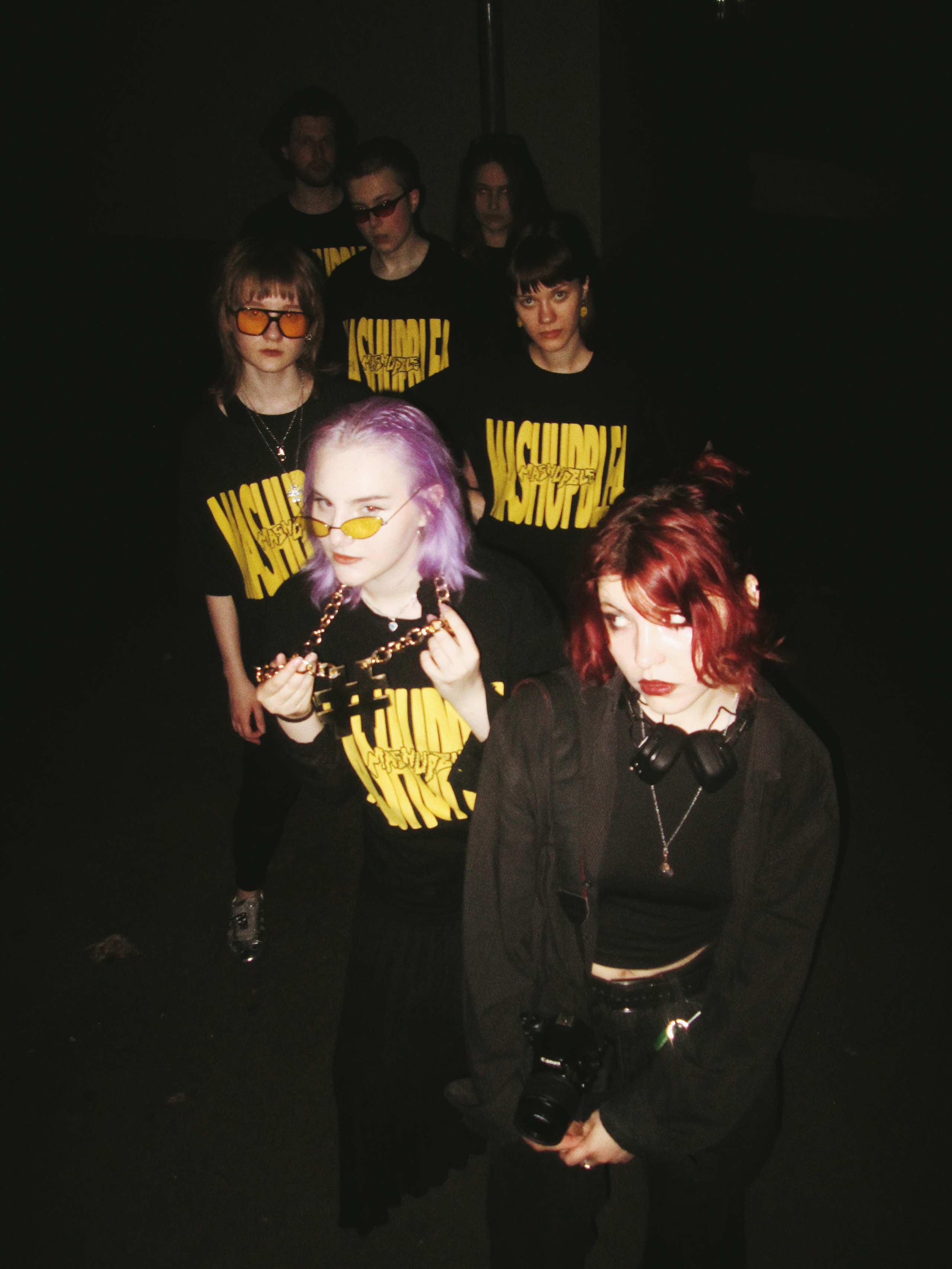 Съемка мерча MASHUPBLE. Концертный и портретный фотограф в Москве Соня Спросонья