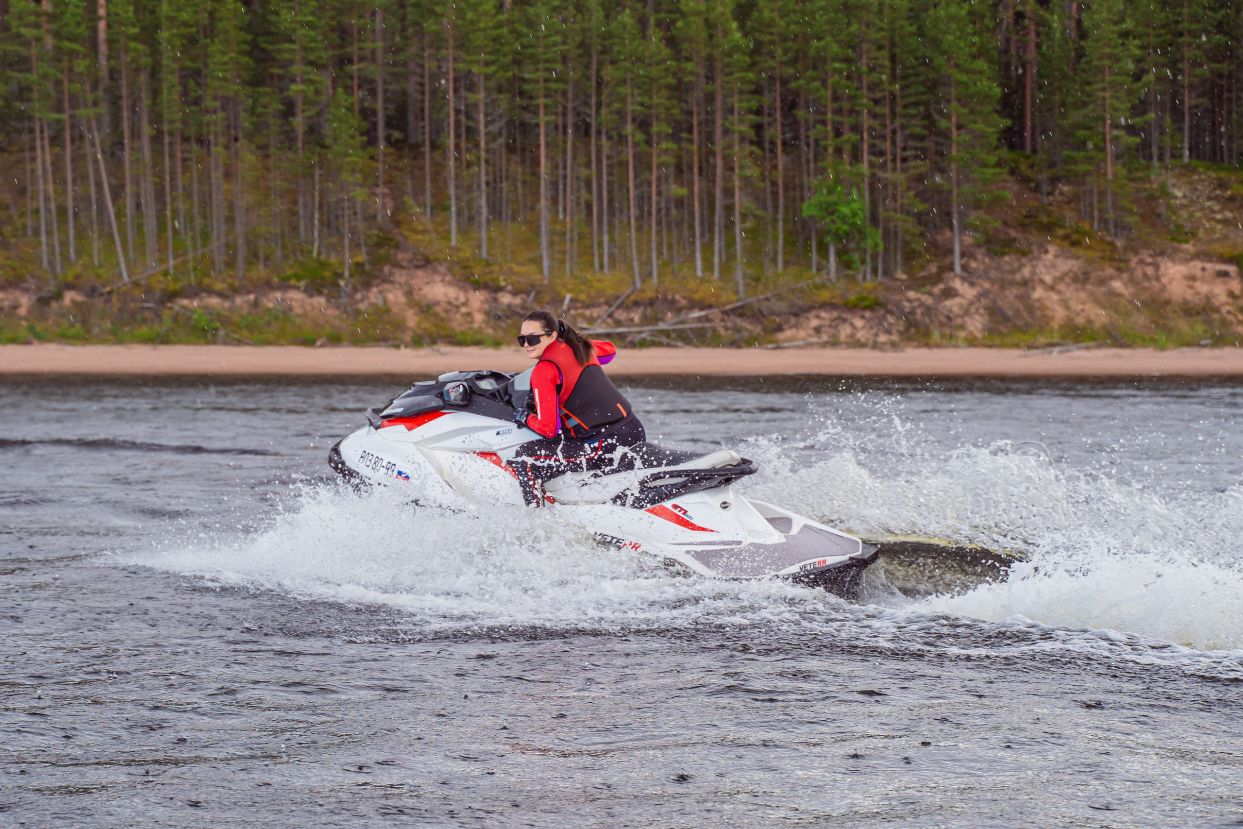 Гидровыезд в Коневский мужской монастырь. Свадебный, семейный, портретный, репортажный фотограф в Санкт-Петербурге