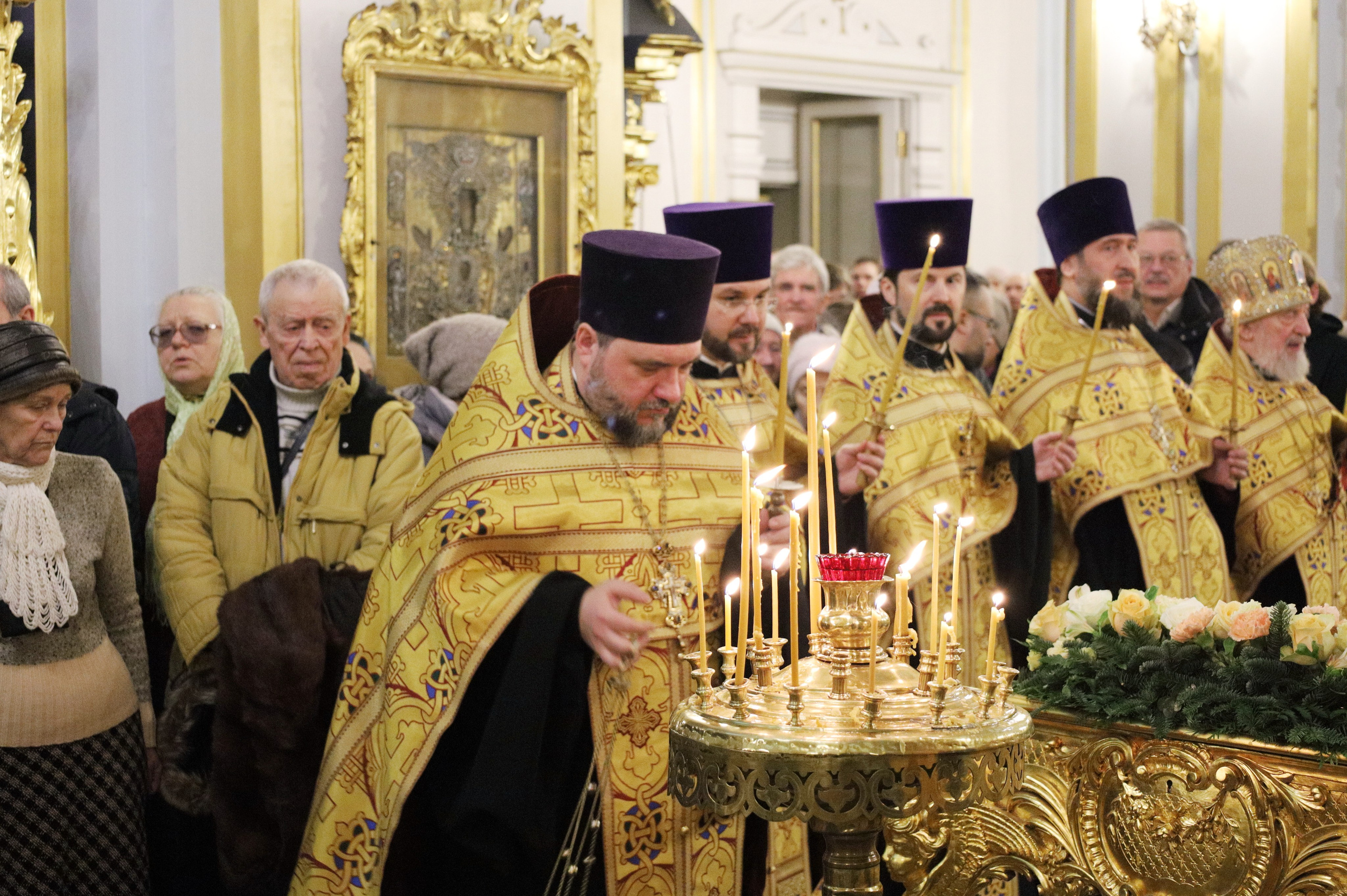 СЛУЖЕНИЕ В КАНУН ДНЯ ПАМЯТИ СВЯТИТЕЛЯ НИКОЛАЯ ЧУДОТВОРЦА. НИКОЛО-БОГОЯВЛЕНСКИЙ МОРСКОЙ СОБОР