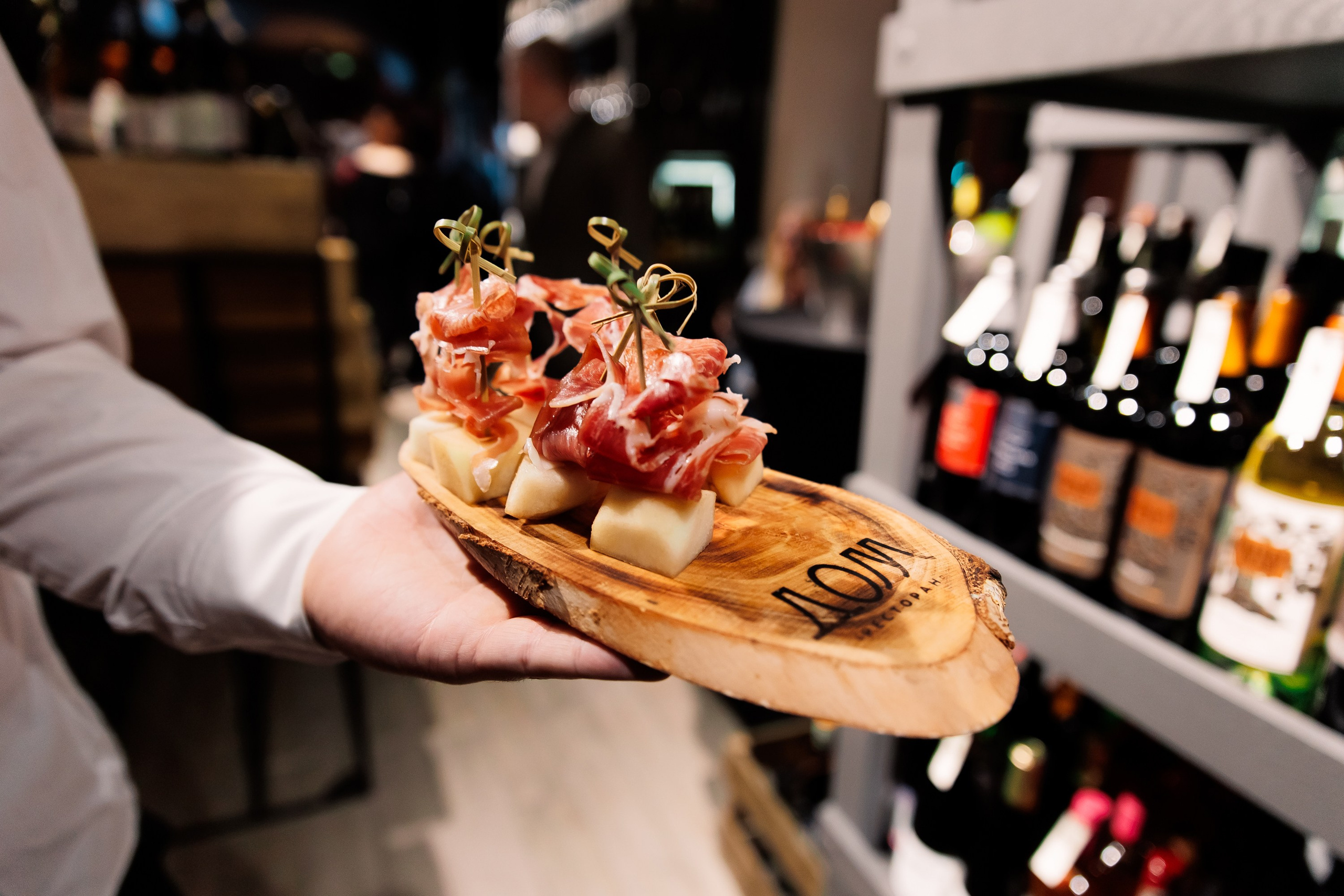 ВИНОТЕКА = ЭНОТЕКА [11 ЛЕТ]. СВОИ. ФОТООТЧЕТЫ-СОБЫТИЯ-МЕСТА