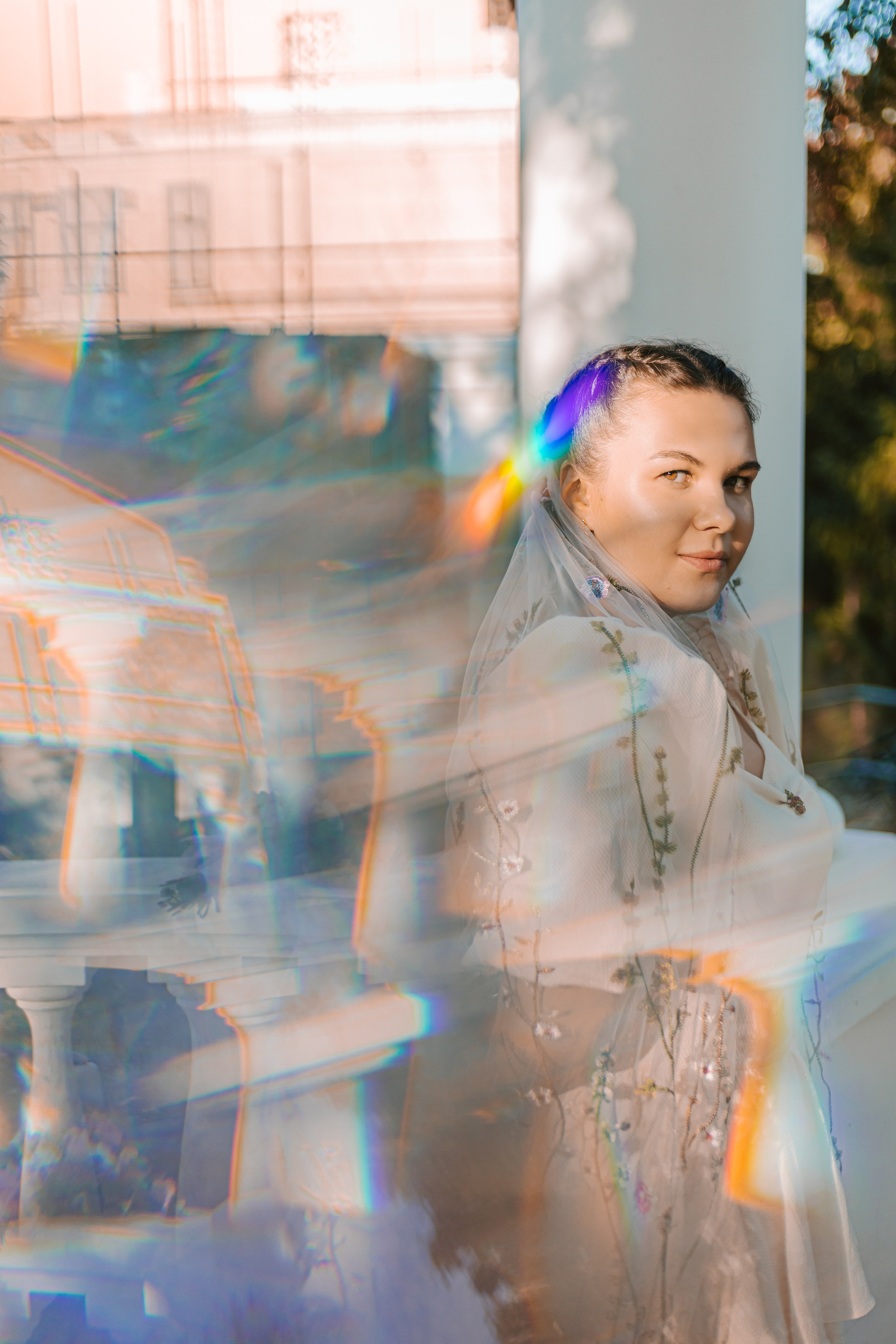 ЛЮБОВЬ В ЗОЛОТЕ