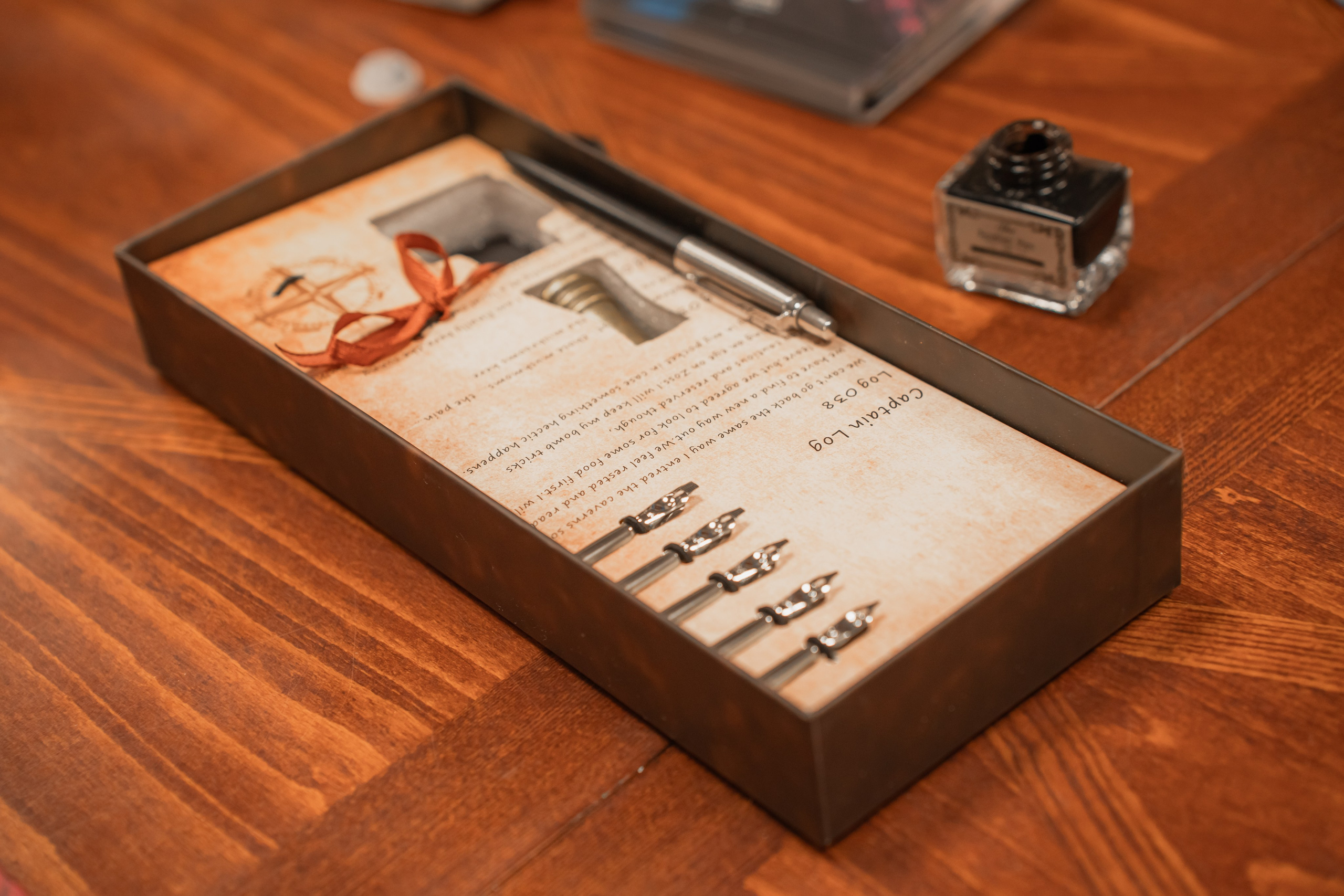 Презентация книги «Человек за бортом», автор София Цой. Репортажный фотограф Анастасия Рубцова