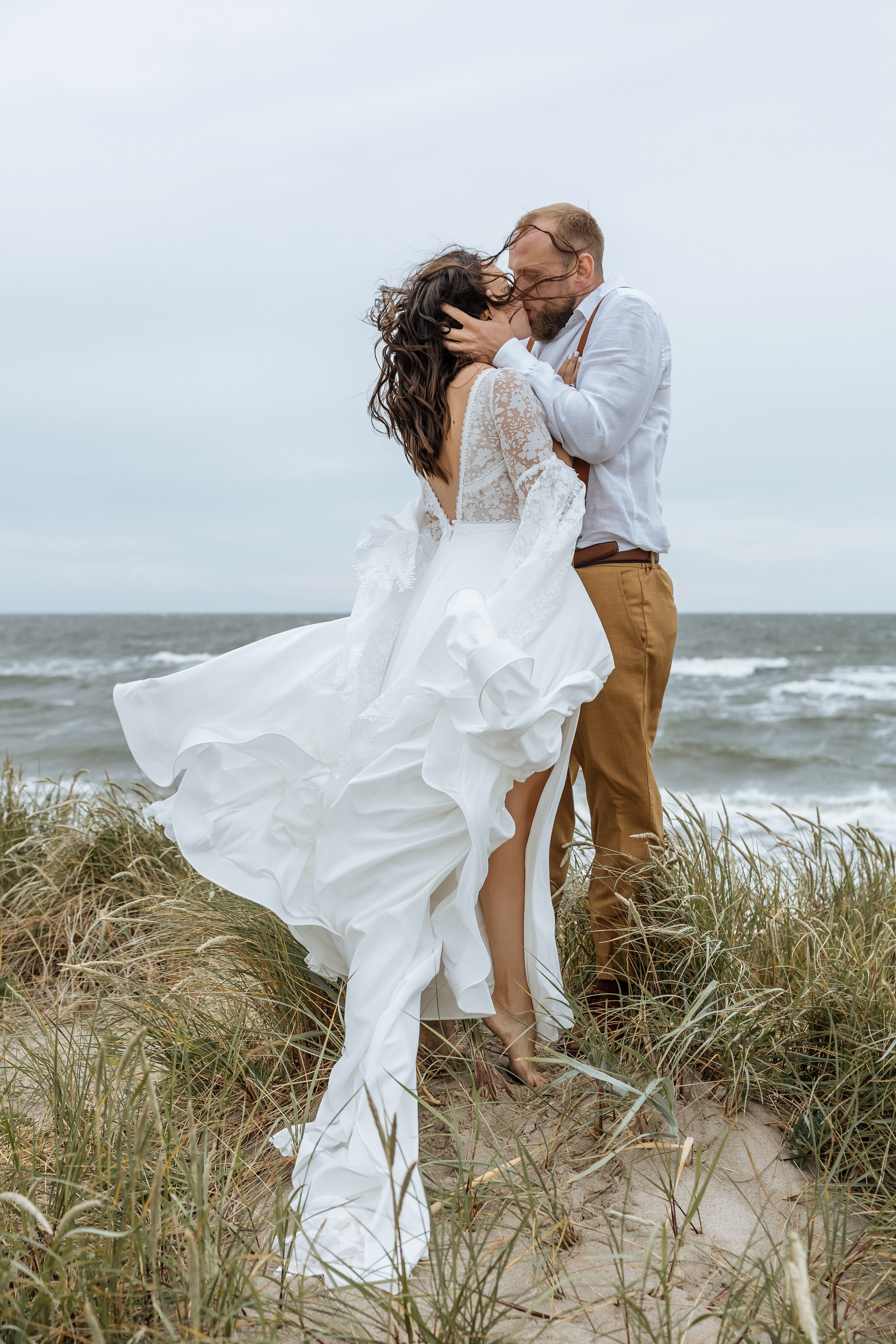 Свадьба для двоих на море. Свадебный фотограф  Калининград | Москва|