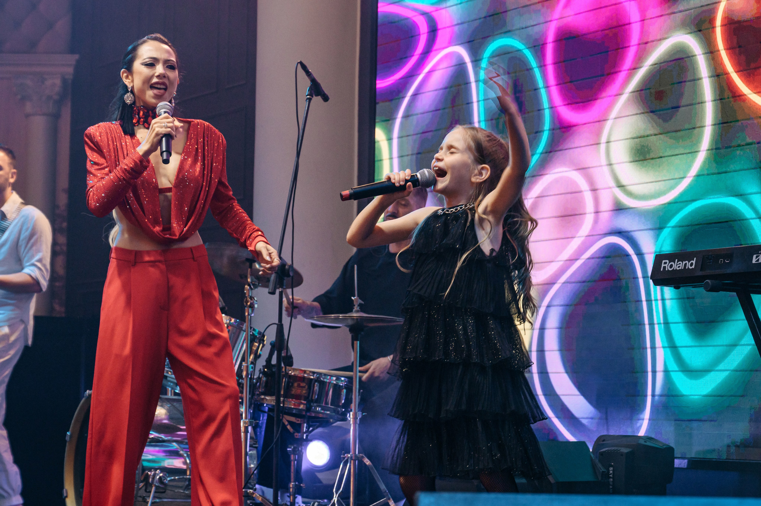 Выпускной. Школа № 54. Кедр Холл. Фотограф Владивосток. Игорь Кирсанов