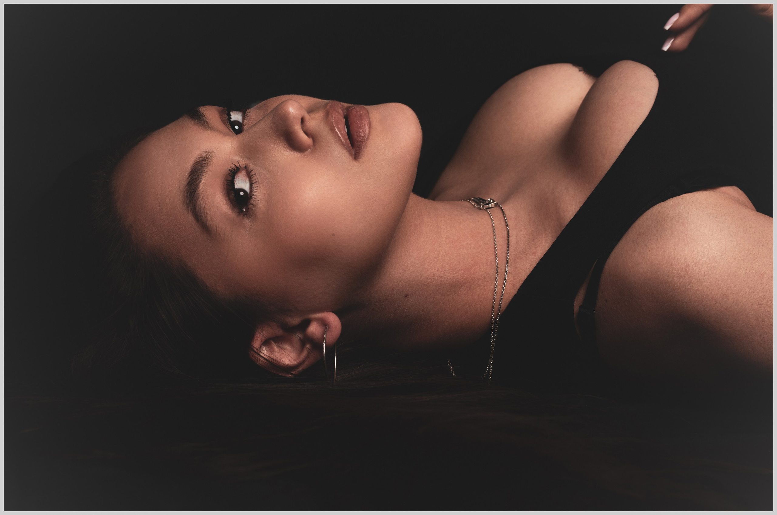 Портретная фотосессия — Александра. Портретный фотограф в Орле. Готовые фото за 3 дня! Помощь в позировании. Советы по организации