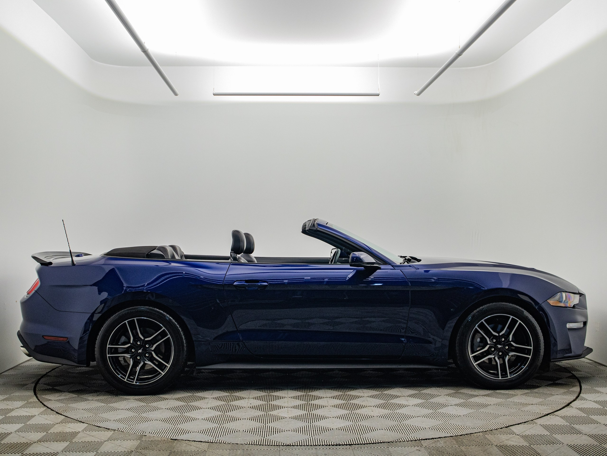 Съёмка автомобилей. Сайт о предметной, имиджевой и портретной фотографии, фотограф Фил Киреев