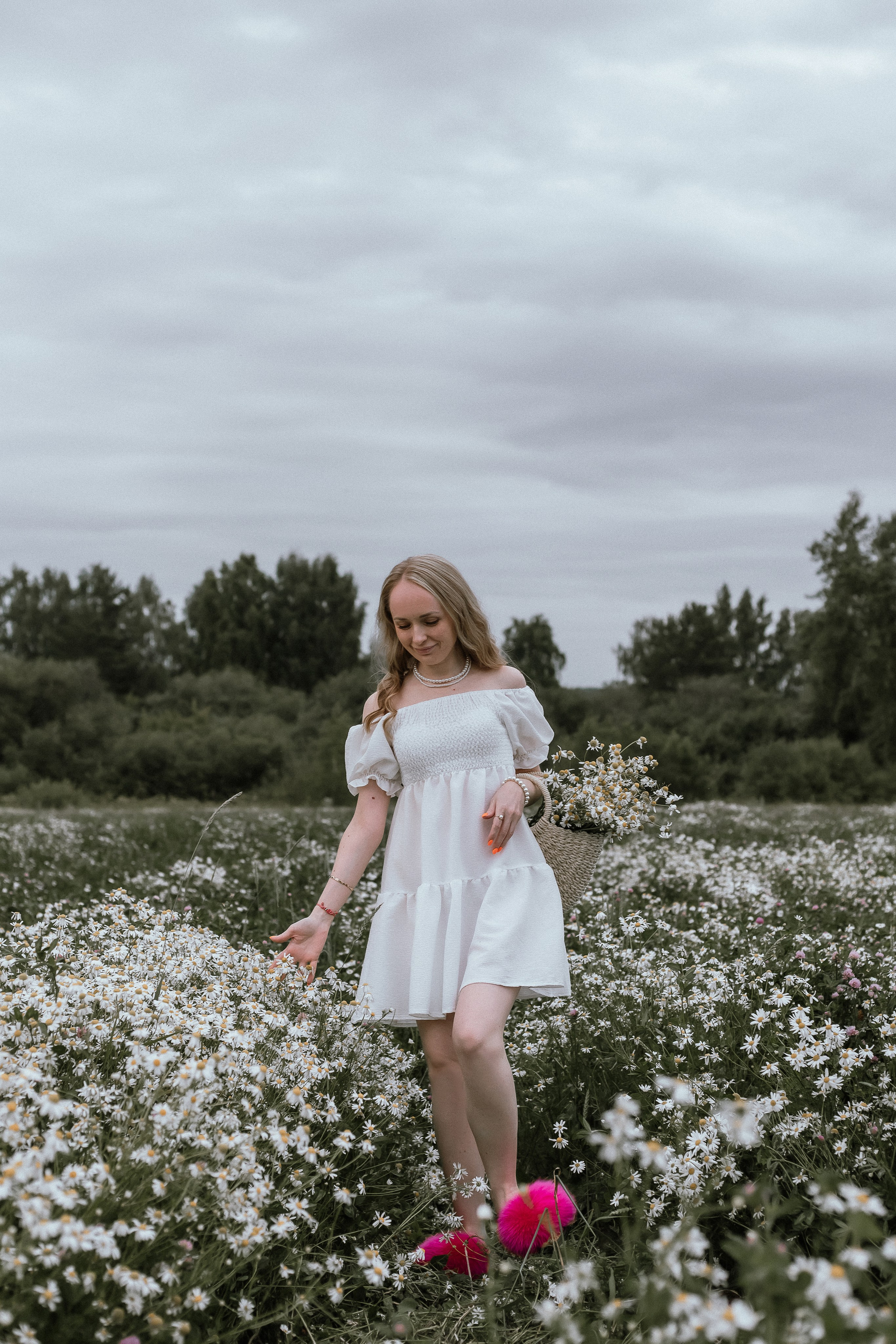 фотосессия в ромашковом поле в городе Екатеринбург, фотограф Екатеринбург, фотосессия в Екатеринбурге