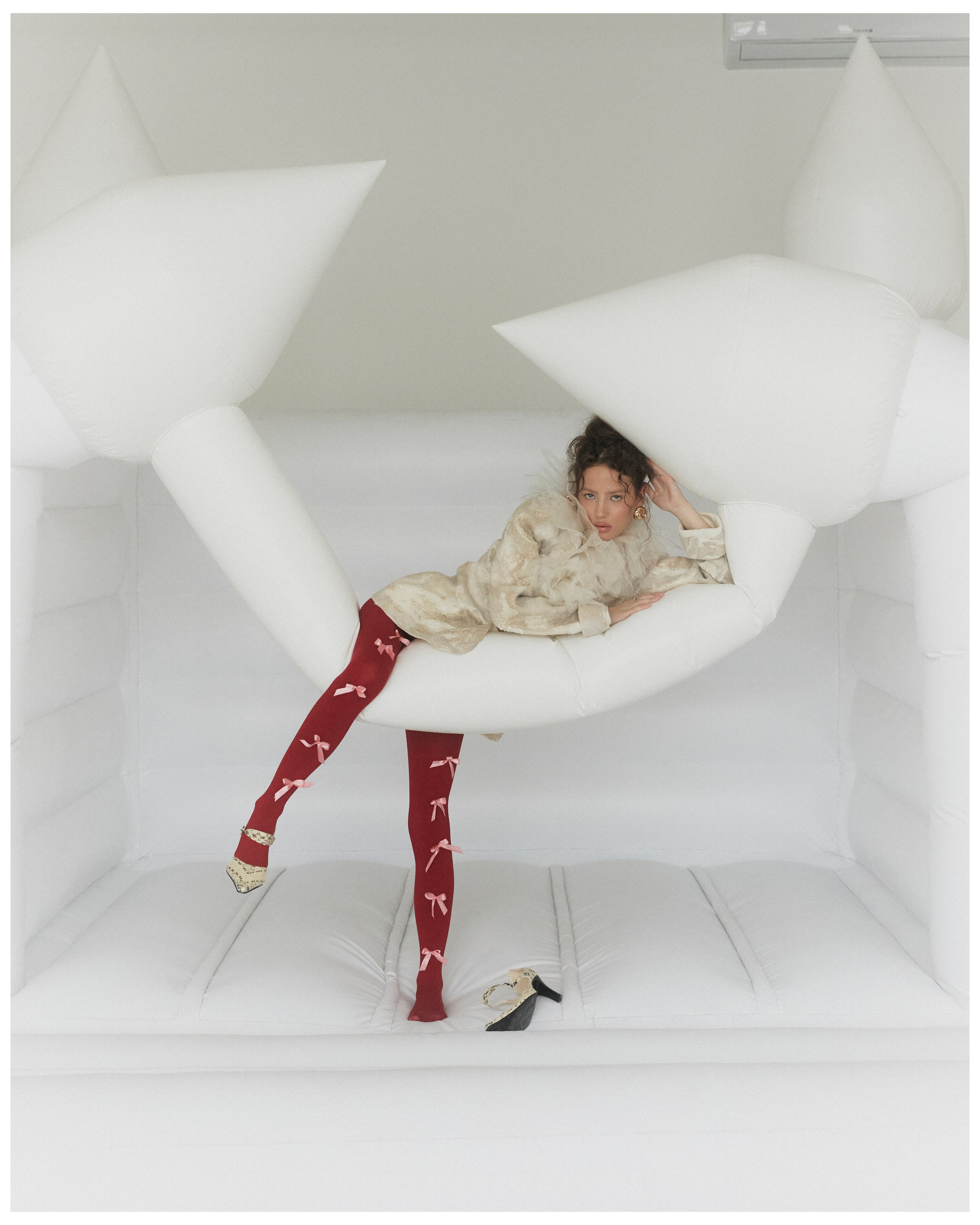 Julia / art. Влада Зюзина — adalwzet posmotri — коммерческий фотограф в Москве — портретный фотограф, фотограф для брендов