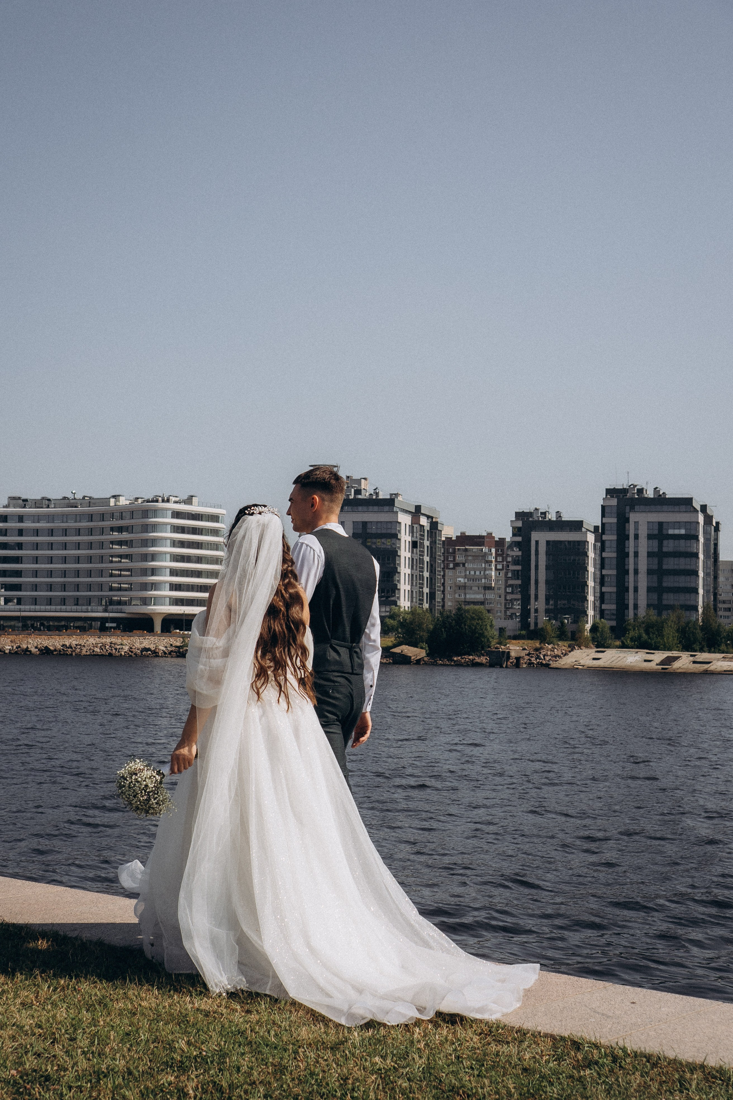 СВАДЕБНАЯ СЬЕМК В ПАРКЕ 300-ЛЕТИЯ. Профессиональный фотограф, Санкт-Петербург — Виктория Богомолова