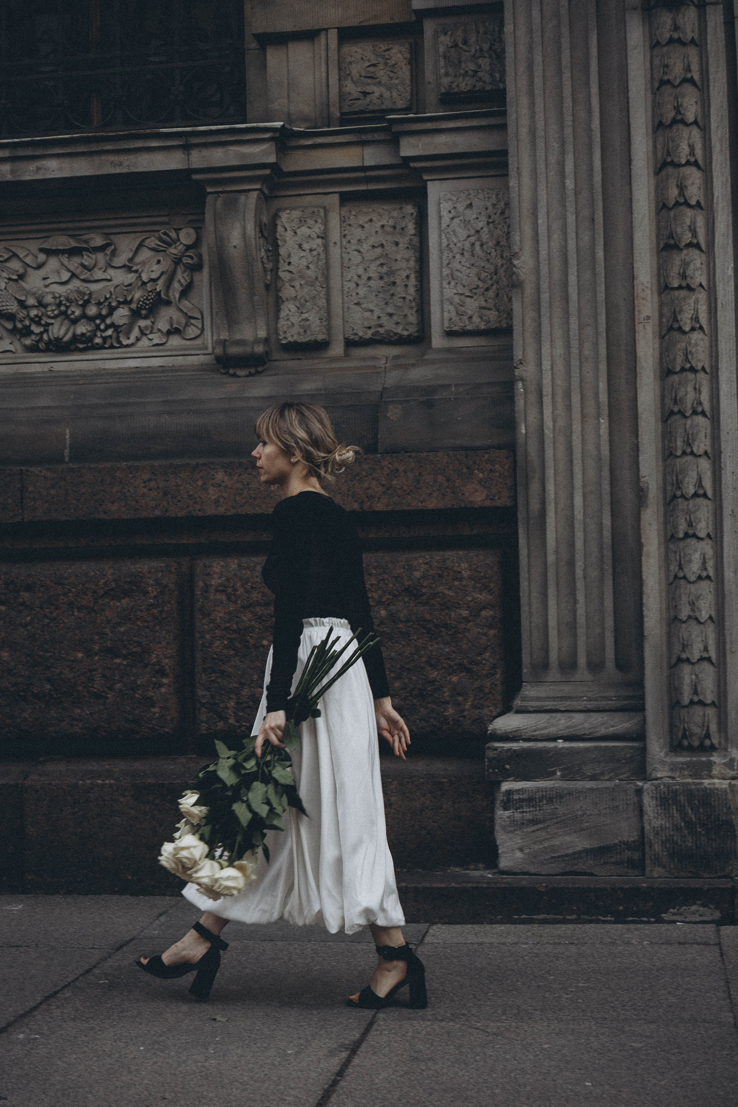 ПРОГУЛКА ПО ГОРОДУ В БЕЛЫЕ НОЧИ (другой вариант). Профессиональный фотограф, Санкт-Петербург — Виктория Богомолова