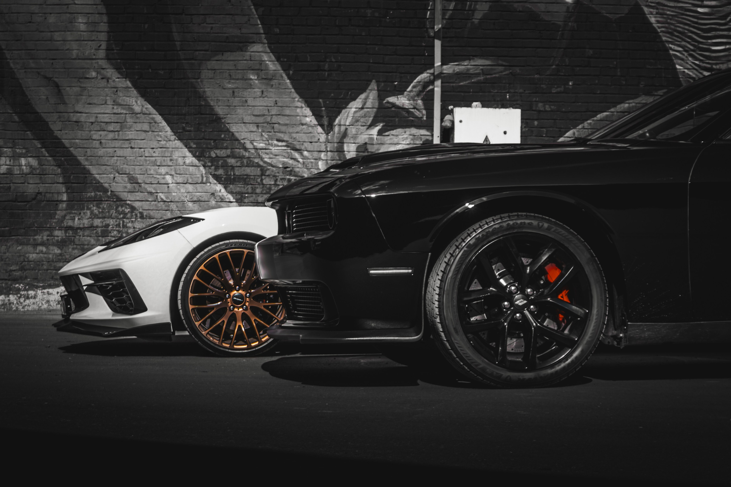 CHALLANGER & CORVETTE. Автомобильный фотограф в Москве