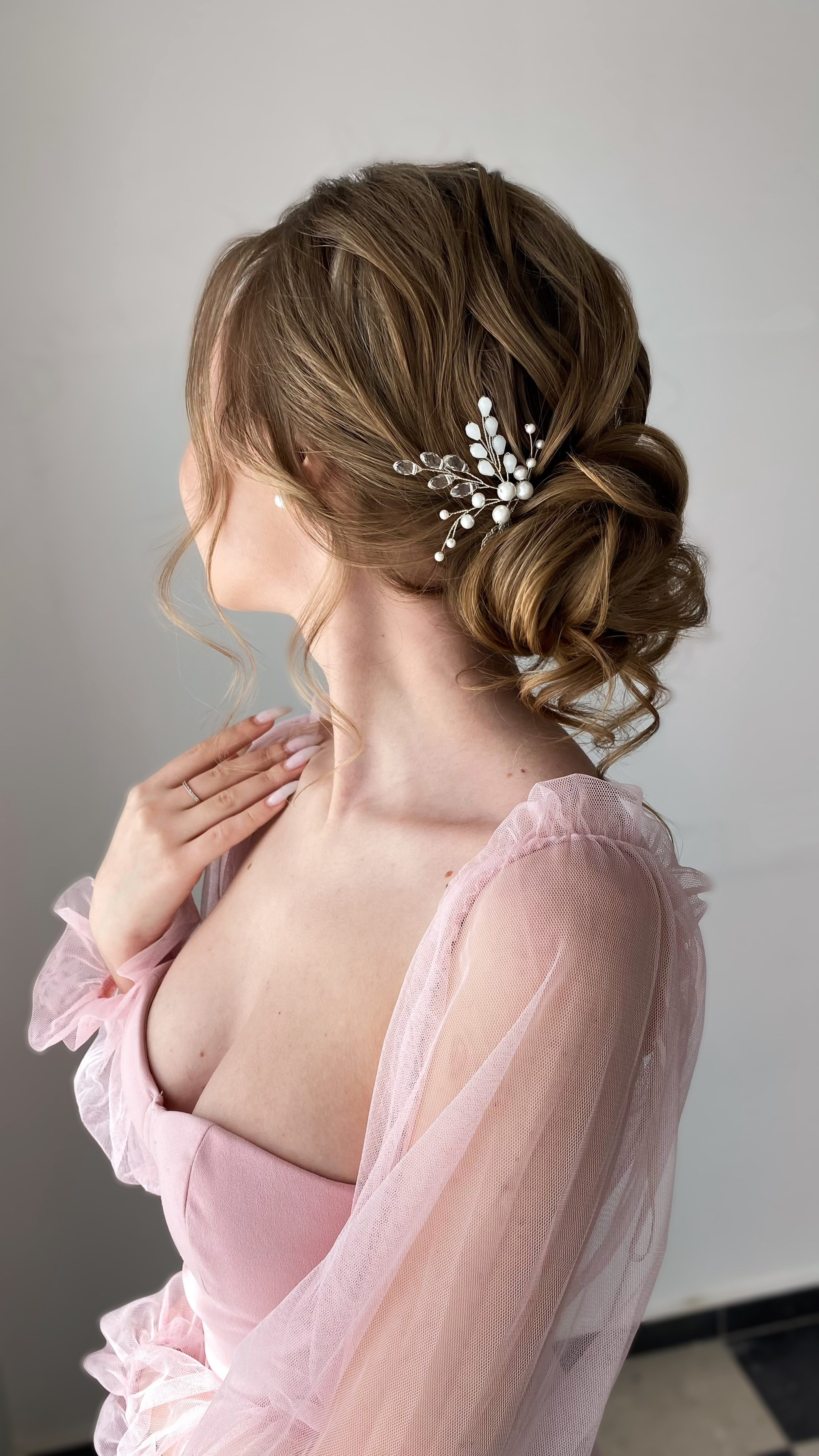 Собранные прически. Свадебный стилист по прическам и макияжу в Ростове-на-Дону Даниэла Дар