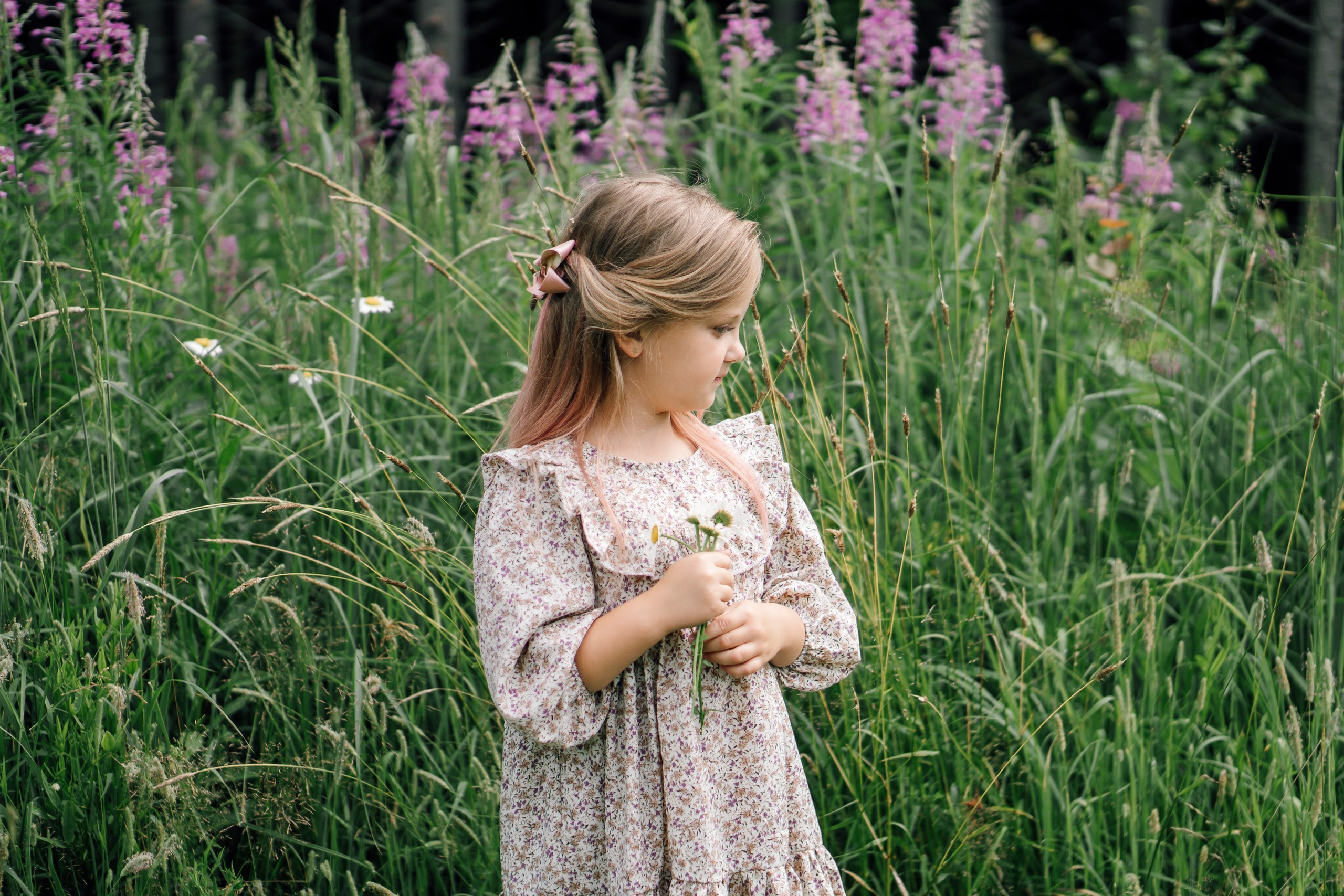 Семейная фотоссесия на природе. Свадебный фотограф в Дмитрове