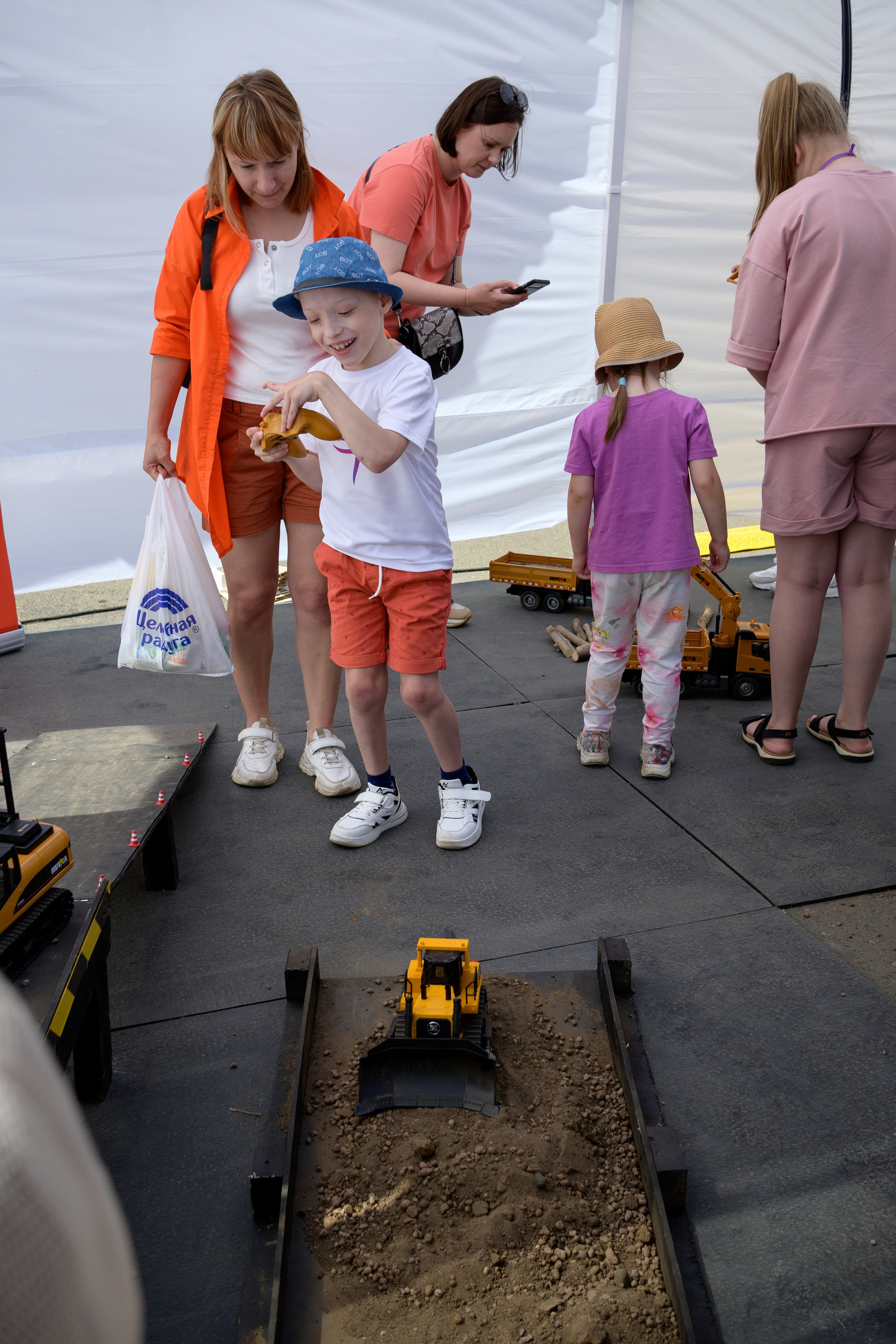 Семейный фитнес-фестиваль «Живи ярко»