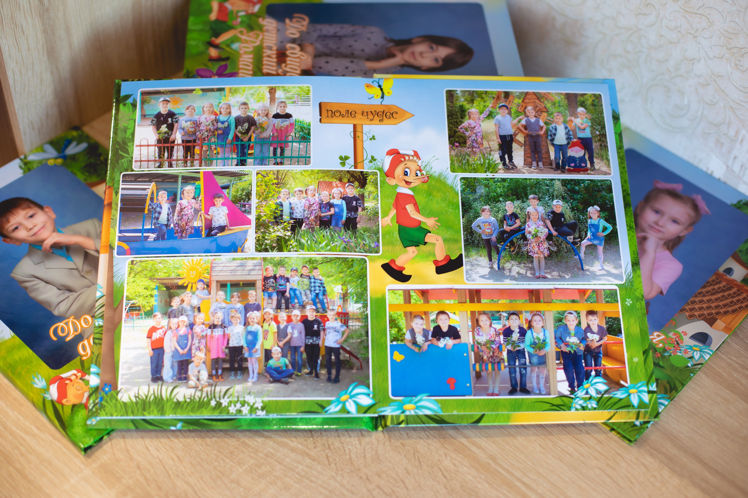 Свадебные фото книги и выпускные альбомы. Свадебный и семейный фотограф в Волжском Антон Тюрин