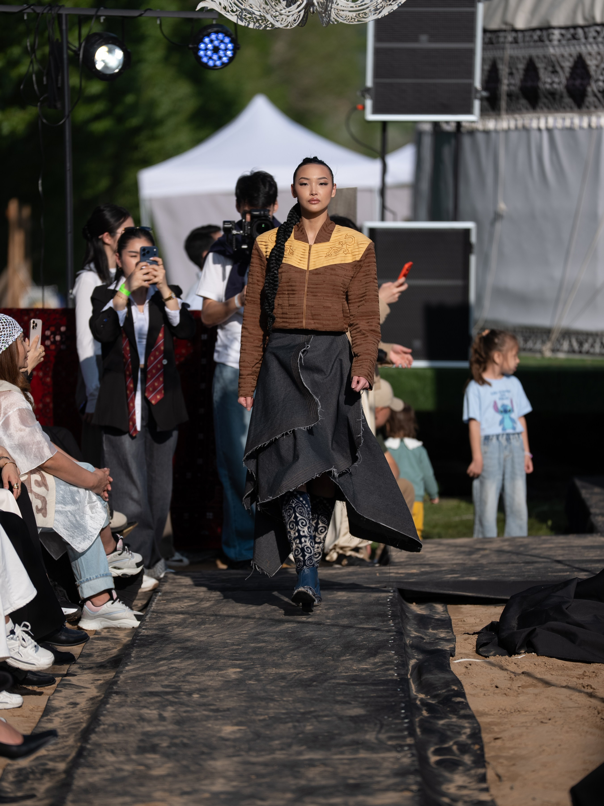 Designer Dariya Kuatzhan. Сайт Алматинского НЮ АРТ, будуар и фэшн фотографа Дениса Карпенко