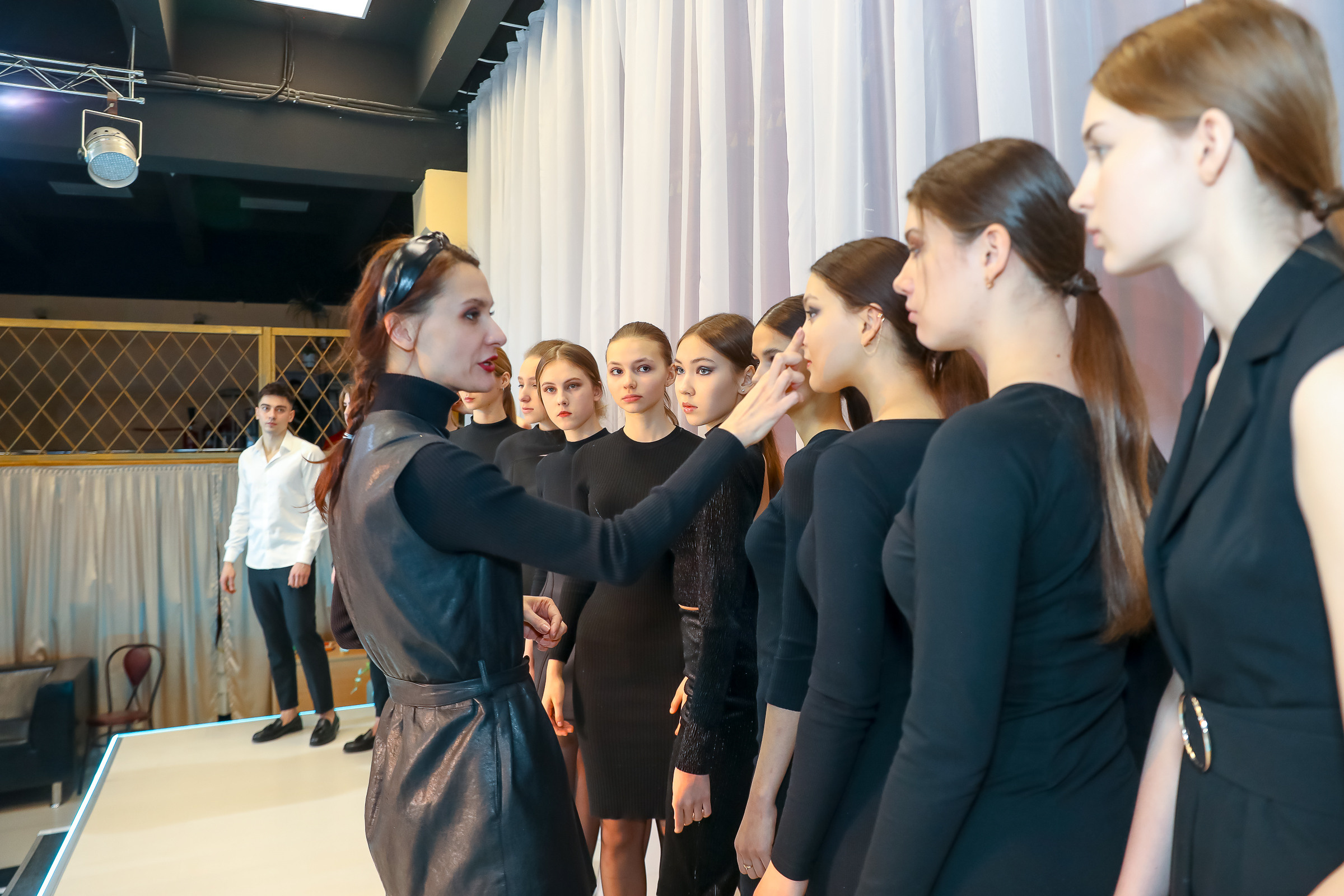 Памятка для учеников модельной школы. ДИРЕКТОР МОДЕЛЬНОГО АГЕНТСТВА КАЗАНЬ