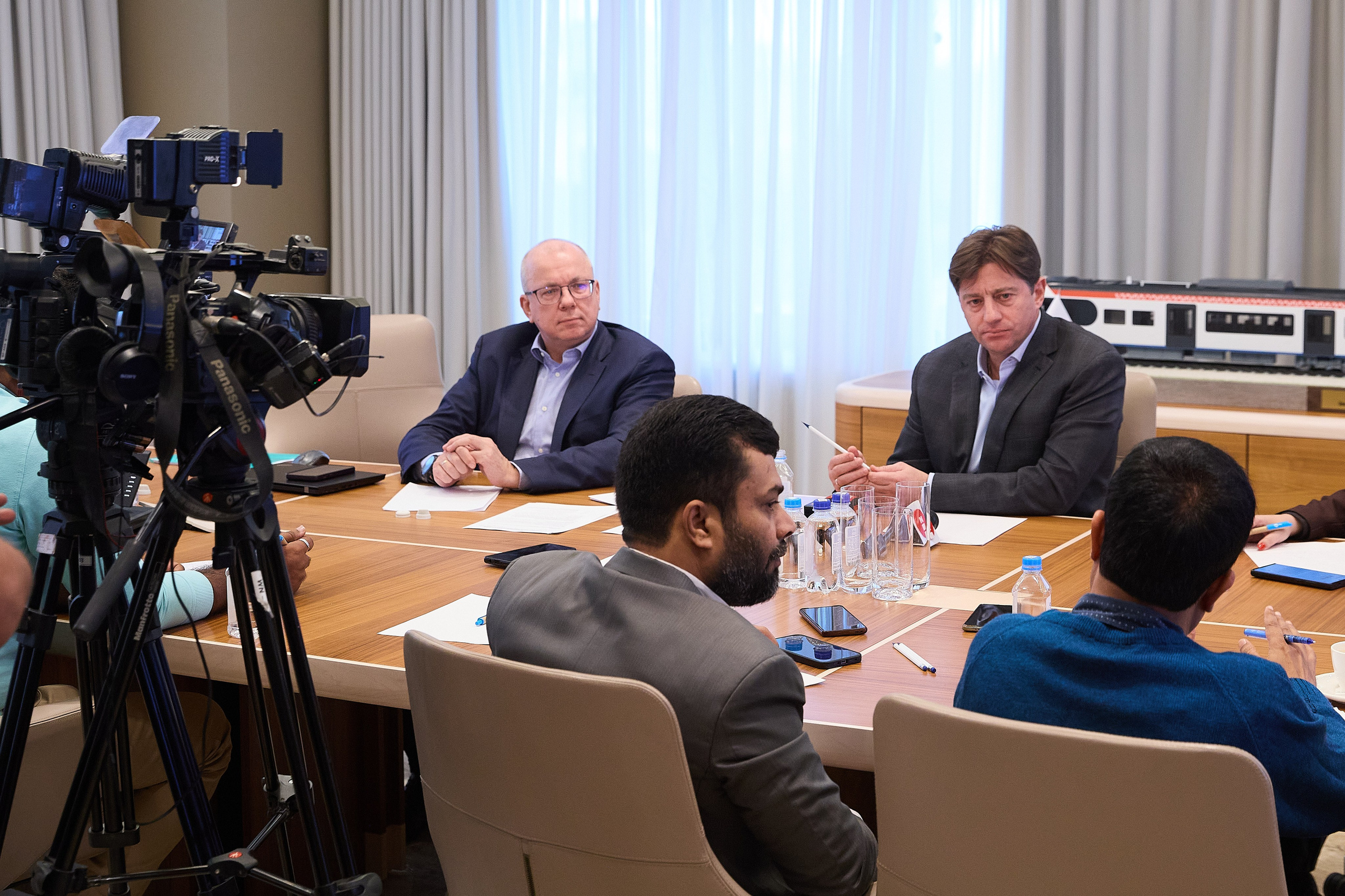 TMX. Святослав Лебедев | Рекламный фотограф — Коммерческая съемка, Арт-дирекшн, AI-интеграция