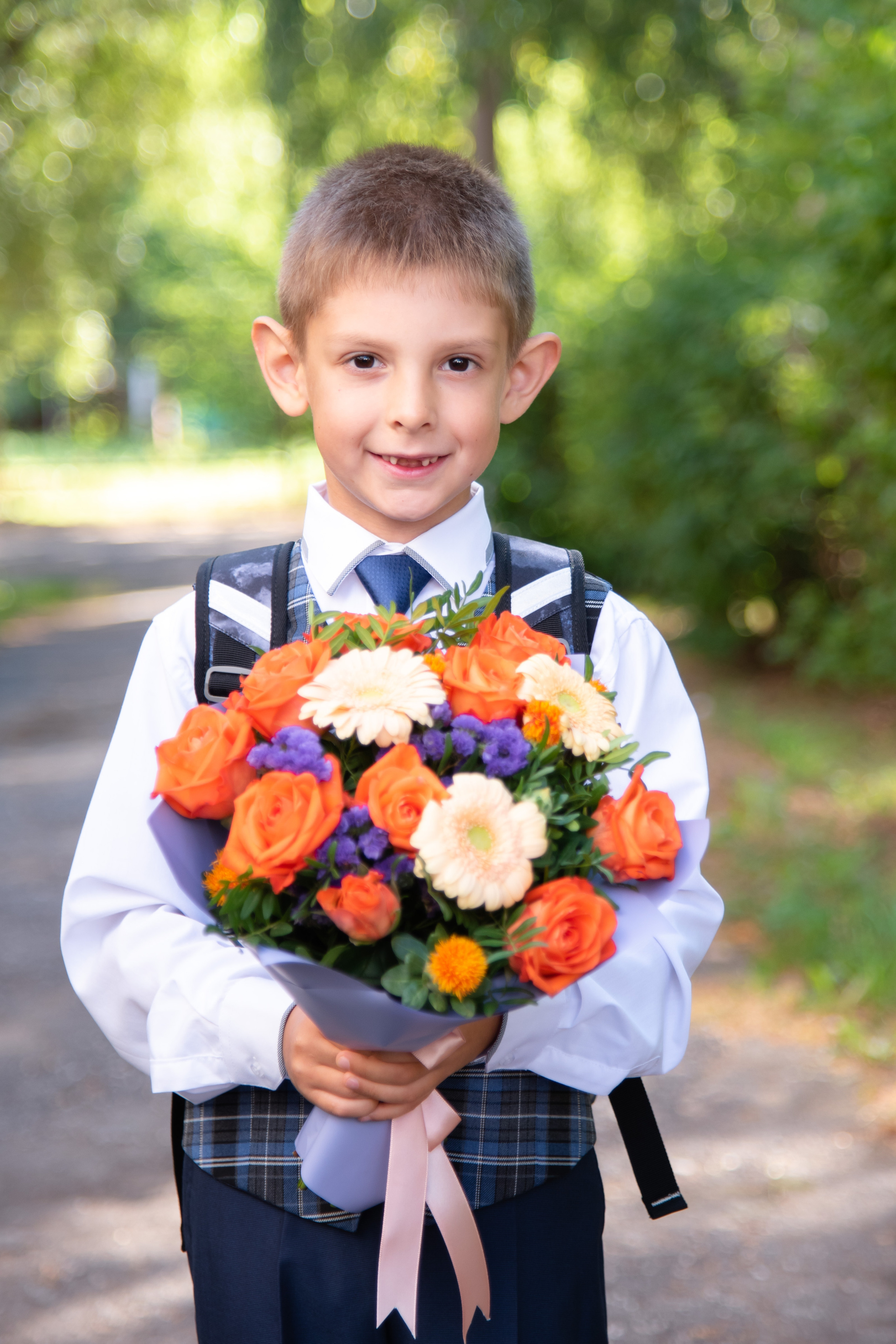 Солнечное 1 сентября 2022 года. Лапшина Юлия — школьный фотограф в Нижнем Новгороде. Выпускные альбомы