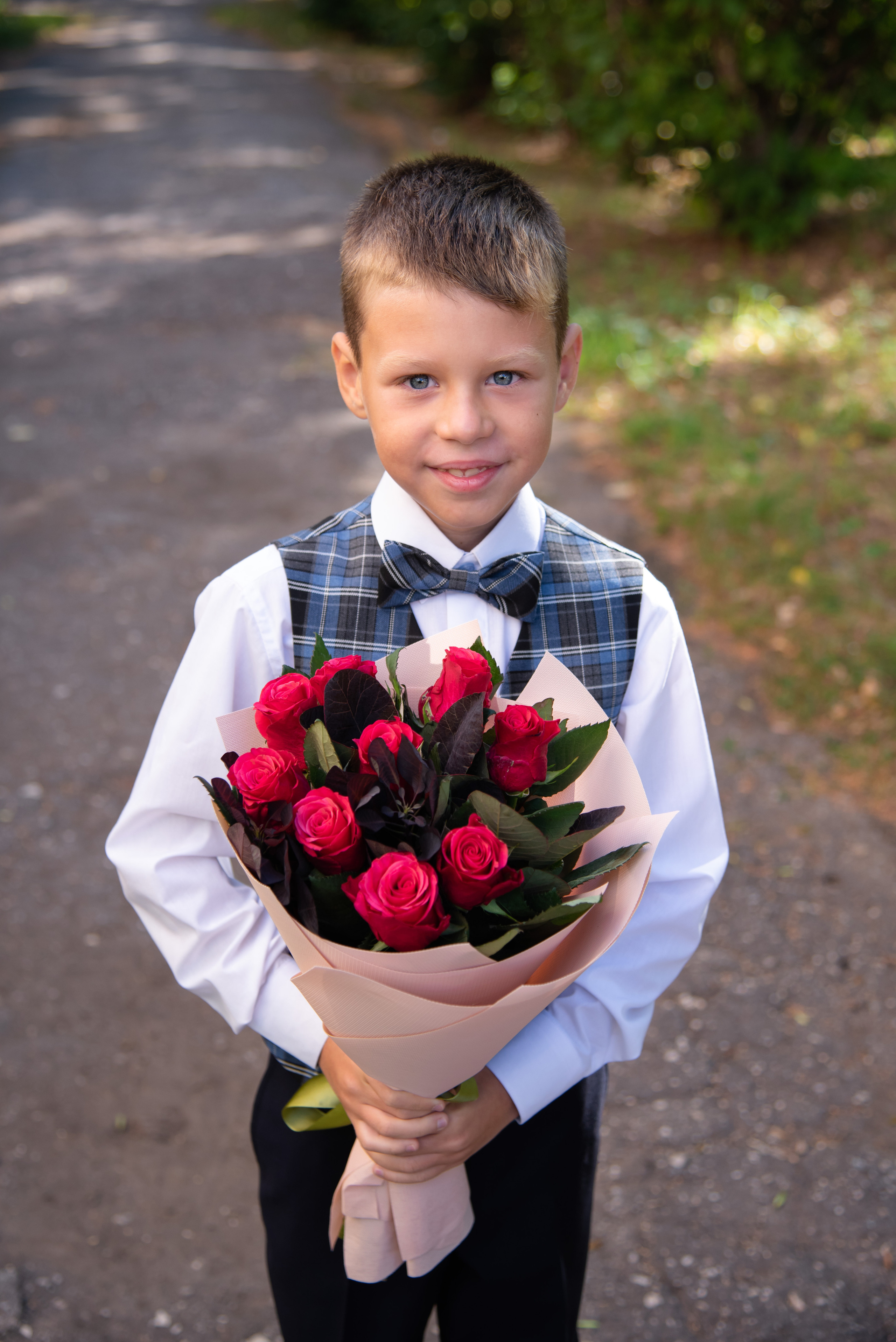 Солнечное 1 сентября 2022 года. Лапшина Юлия — школьный фотограф в Нижнем Новгороде. Выпускные альбомы