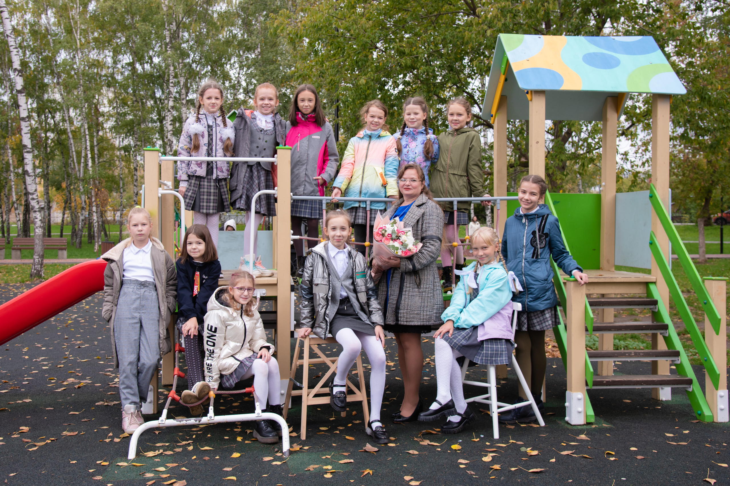 Фотосессия в сквере. Лапшина Юлия — школьный фотограф в Нижнем Новгороде. Выпускные альбомы