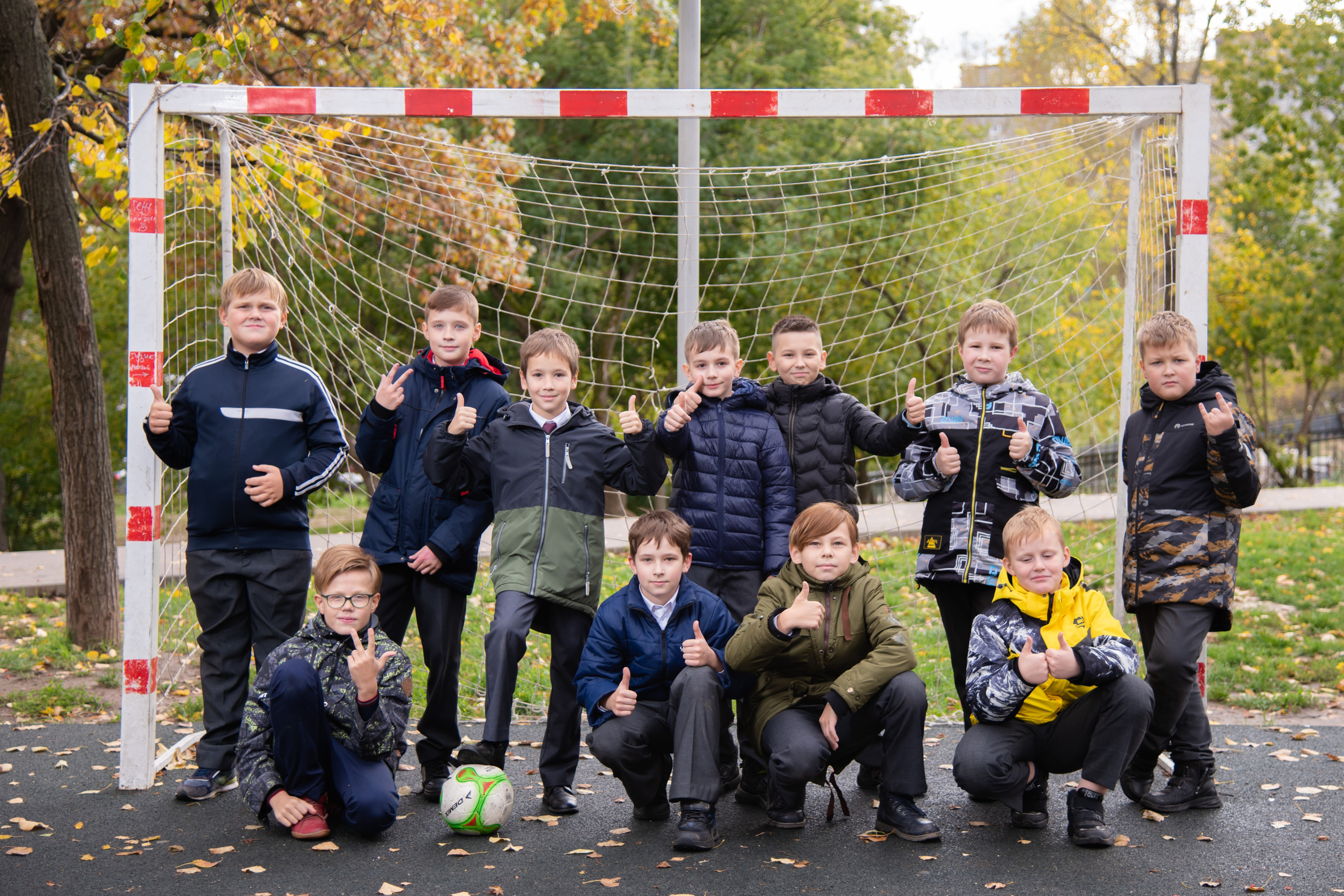 Фотосессия в сквере. Лапшина Юлия — школьный фотограф в Нижнем Новгороде. Выпускные альбомы