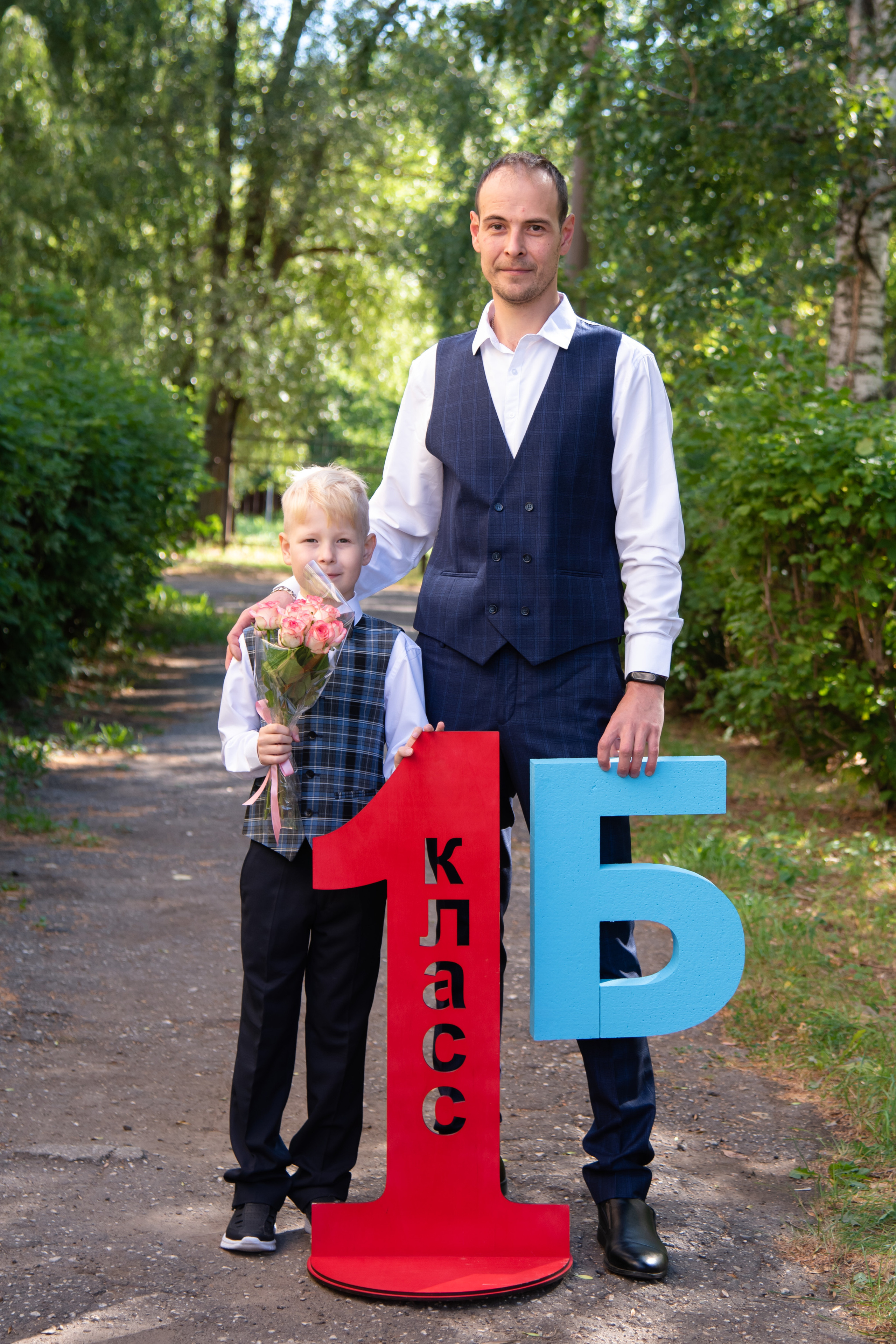 Солнечное 1 сентября 2022 года. Лапшина Юлия — школьный фотограф в Нижнем Новгороде. Выпускные альбомы