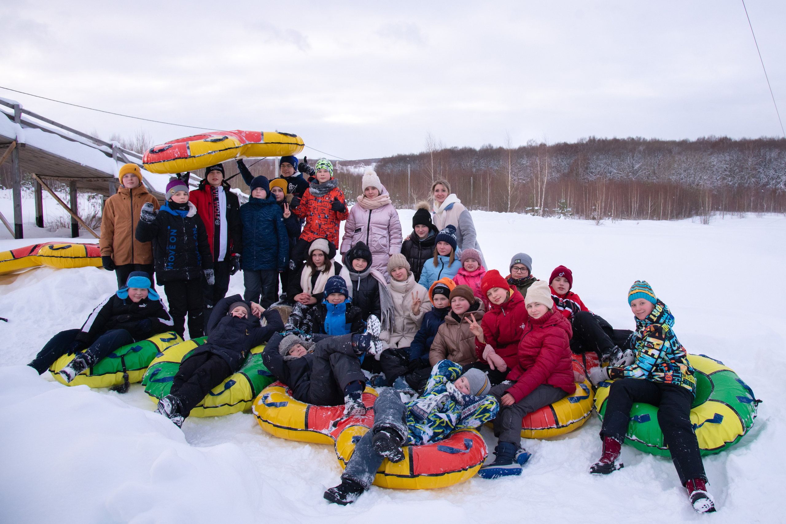 Фотосессия на базе отдыха "Остров приключений" для школы 94. Лапшина Юлия — школьный фотограф в Нижнем Новгороде. Выпускные альбомы