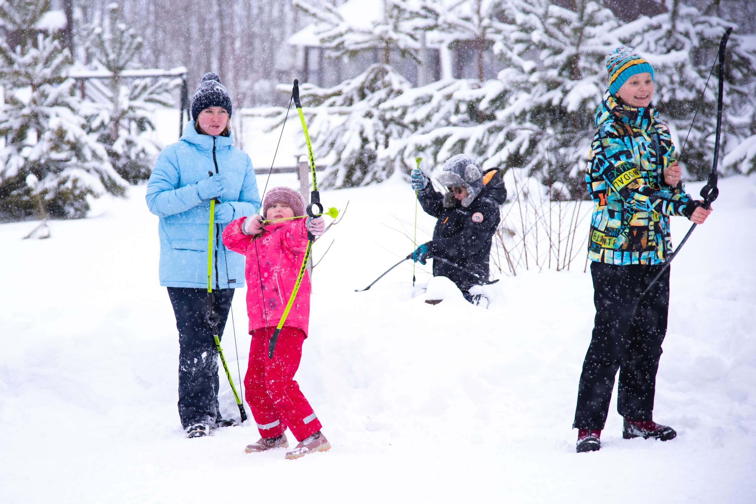 Фотосессия на базе отдыха "Остров приключений" для школы 94. Лапшина Юлия — школьный фотограф в Нижнем Новгороде. Выпускные альбомы