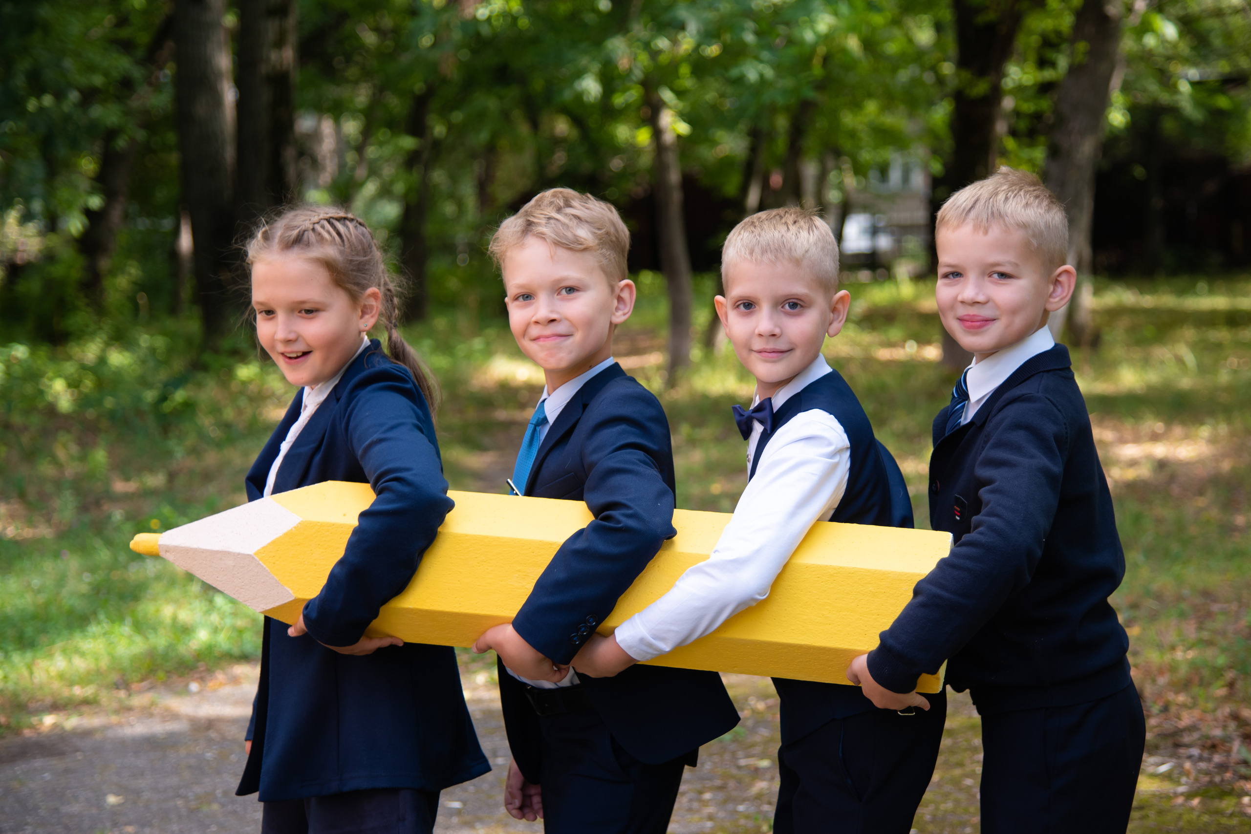 Не выпускной класс? Ну и что? Идём фотографироваться!!!. Лапшина Юлия — школьный фотограф в Нижнем Новгороде. Выпускные альбомы