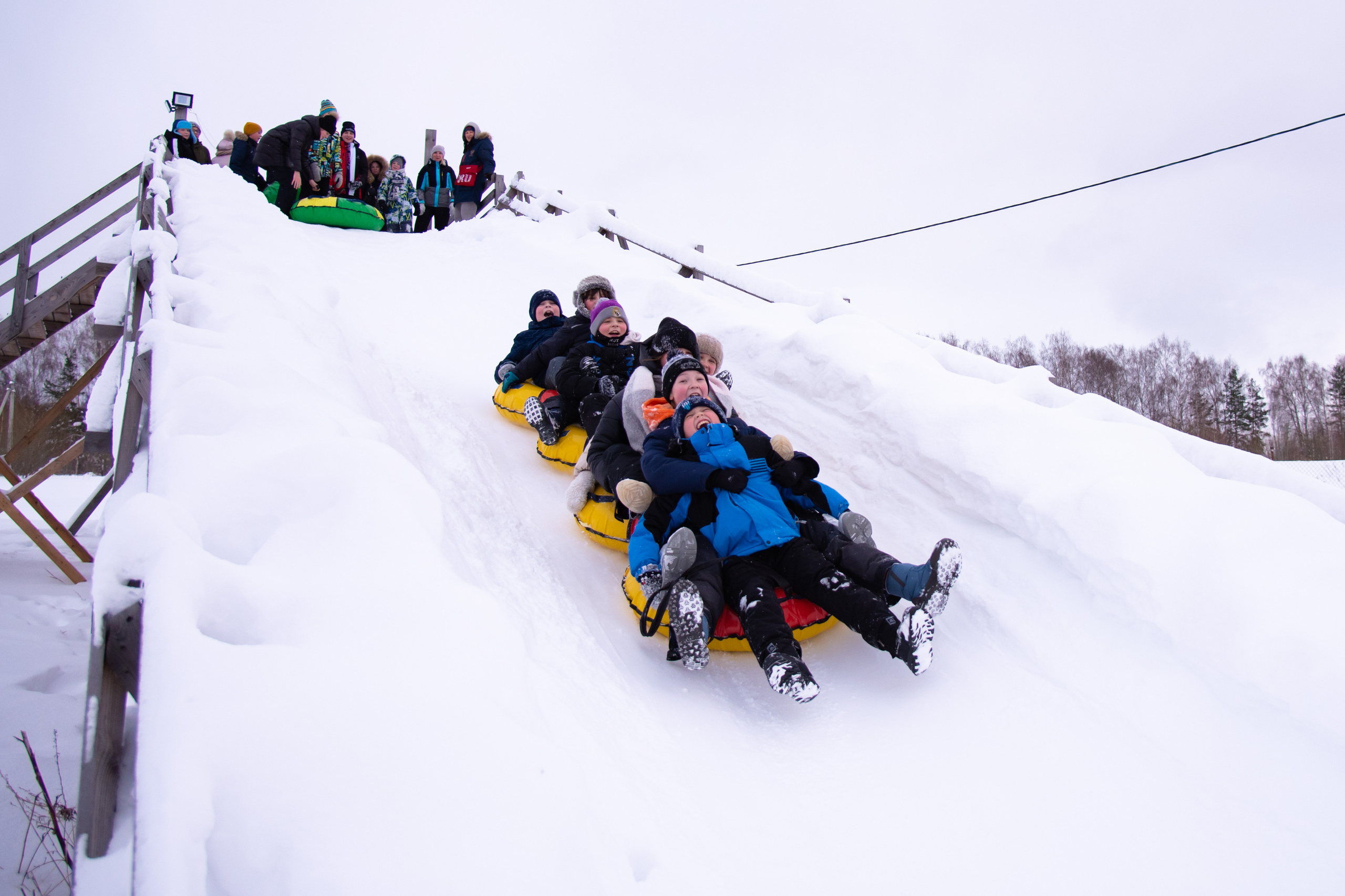 Фотосессия на базе отдыха "Остров приключений" для школы 94. Лапшина Юлия — школьный фотограф в Нижнем Новгороде. Выпускные альбомы