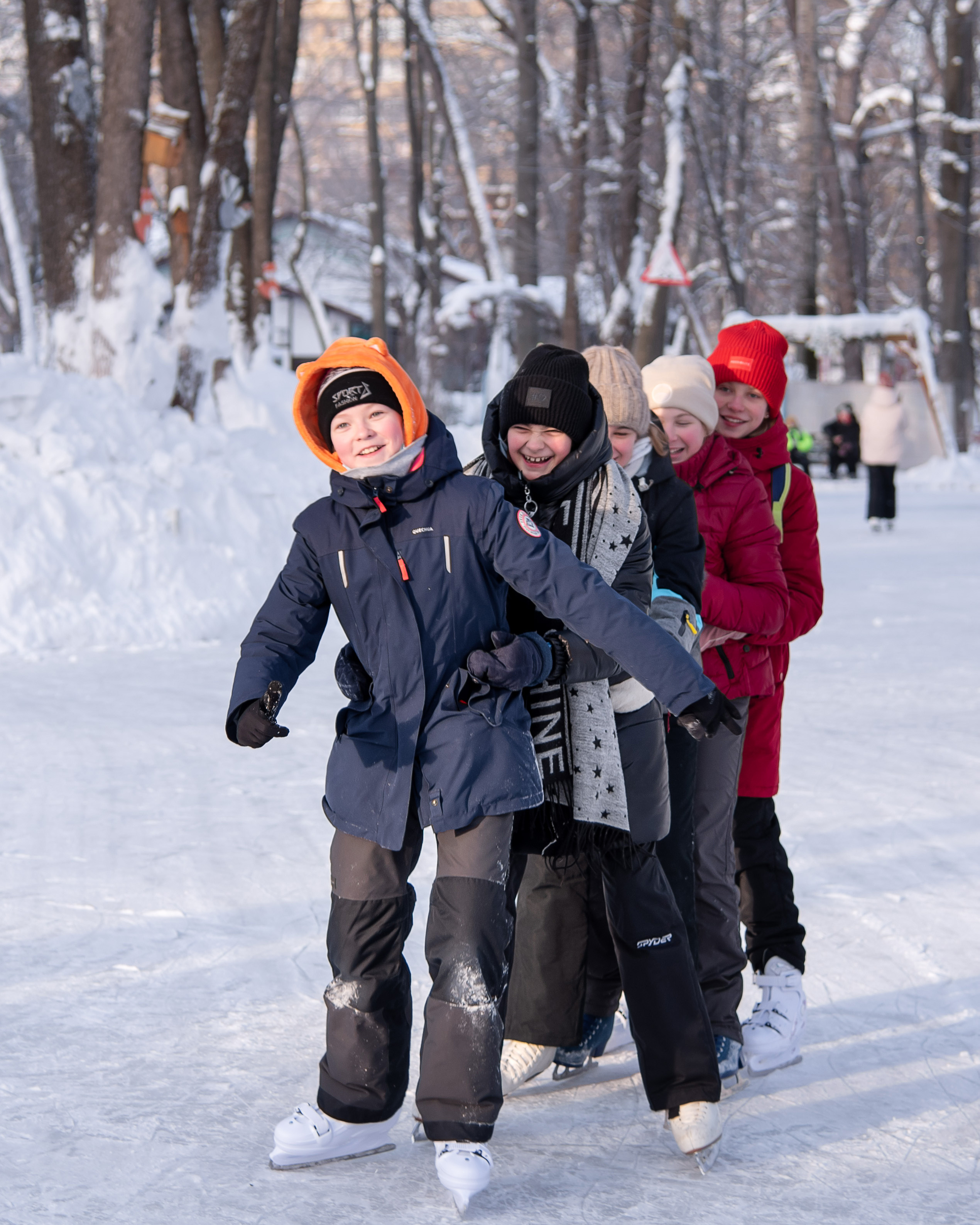 Школьная фотосессия в Парке 1 мая г.Нижнего Новгорода. Лапшина Юлия — школьный фотограф в Нижнем Новгороде. Выпускные альбомы
