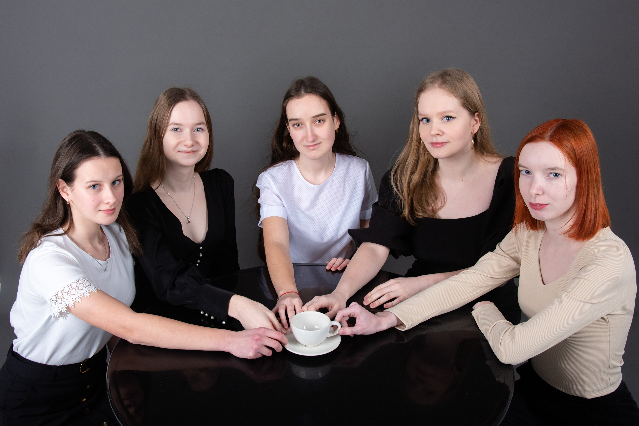 Фотосессия для выпускников старших классов. Лапшина Юлия — школьный фотограф в Нижнем Новгороде. Выпускные альбомы