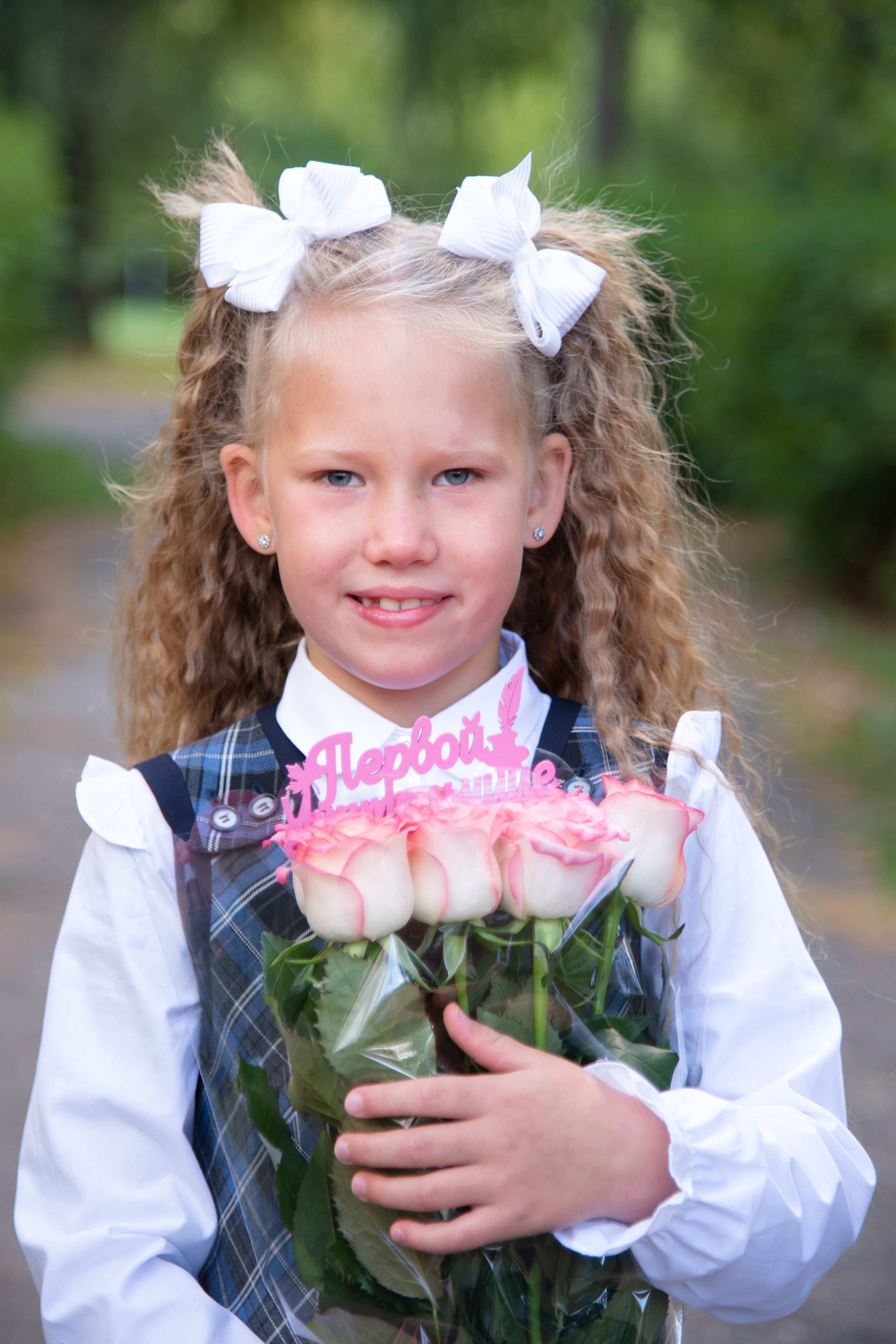 Солнечное 1 сентября 2022 года. Лапшина Юлия — школьный фотограф в Нижнем Новгороде. Выпускные альбомы