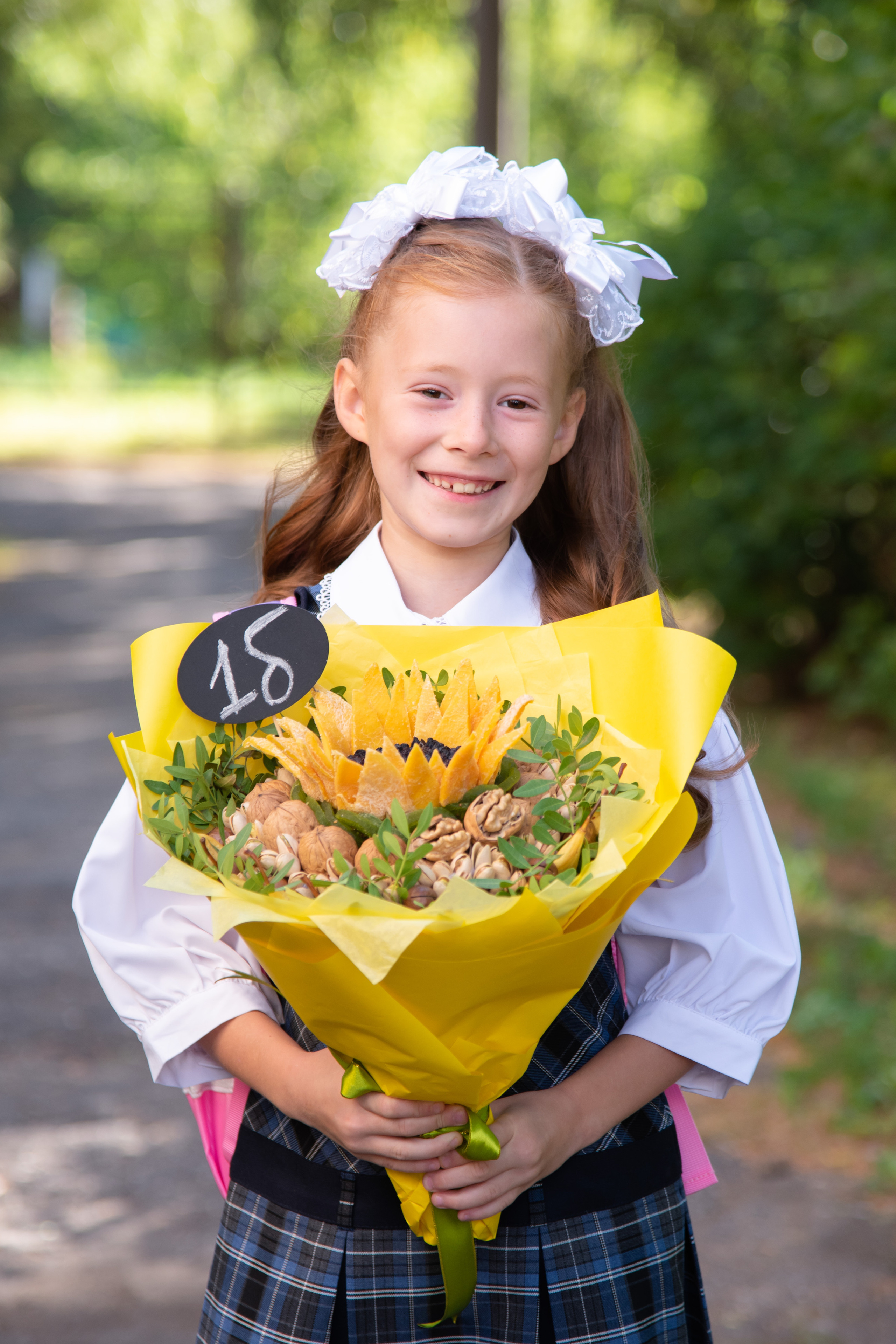 Солнечное 1 сентября 2022 года. Лапшина Юлия — школьный фотограф в Нижнем Новгороде. Выпускные альбомы