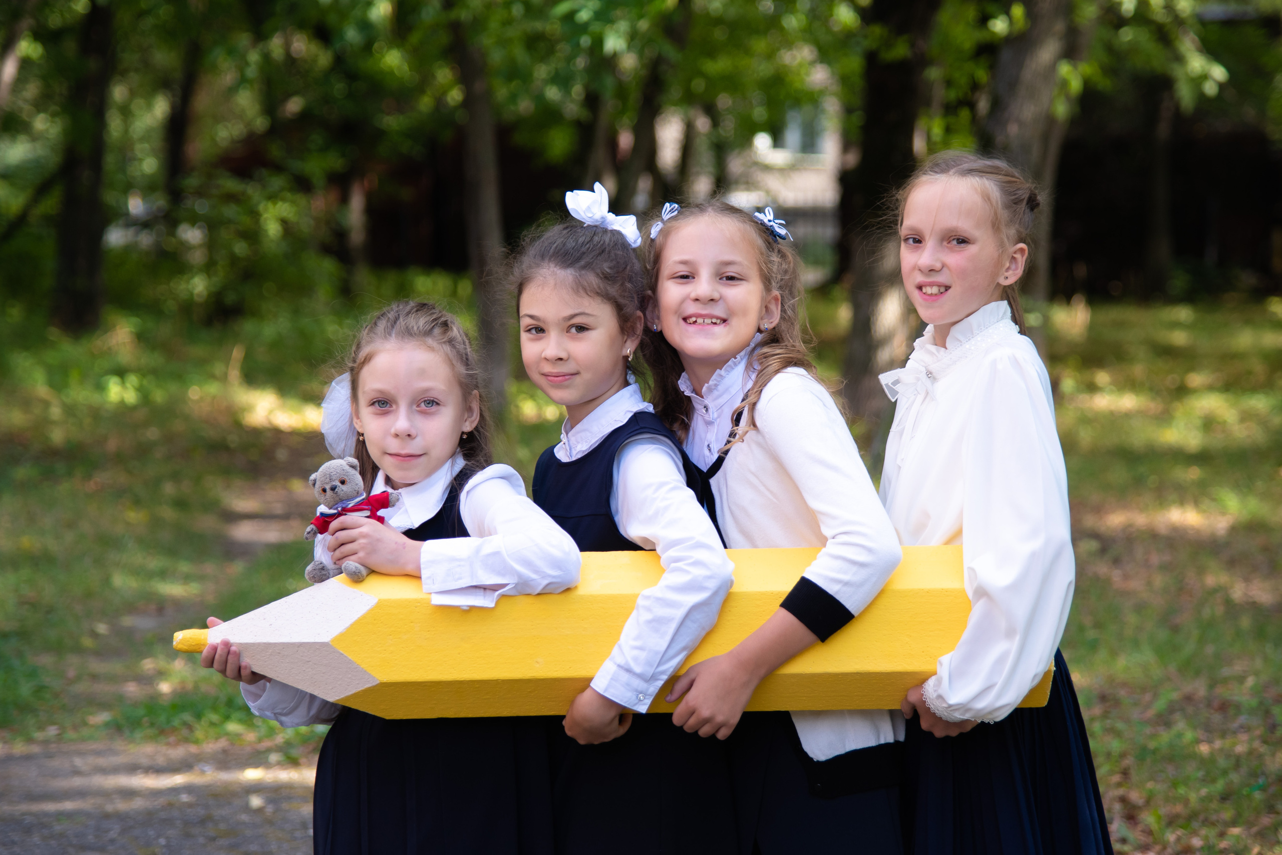 Не выпускной класс? Ну и что? Идём фотографироваться!!!. Лапшина Юлия — школьный фотограф в Нижнем Новгороде. Выпускные альбомы