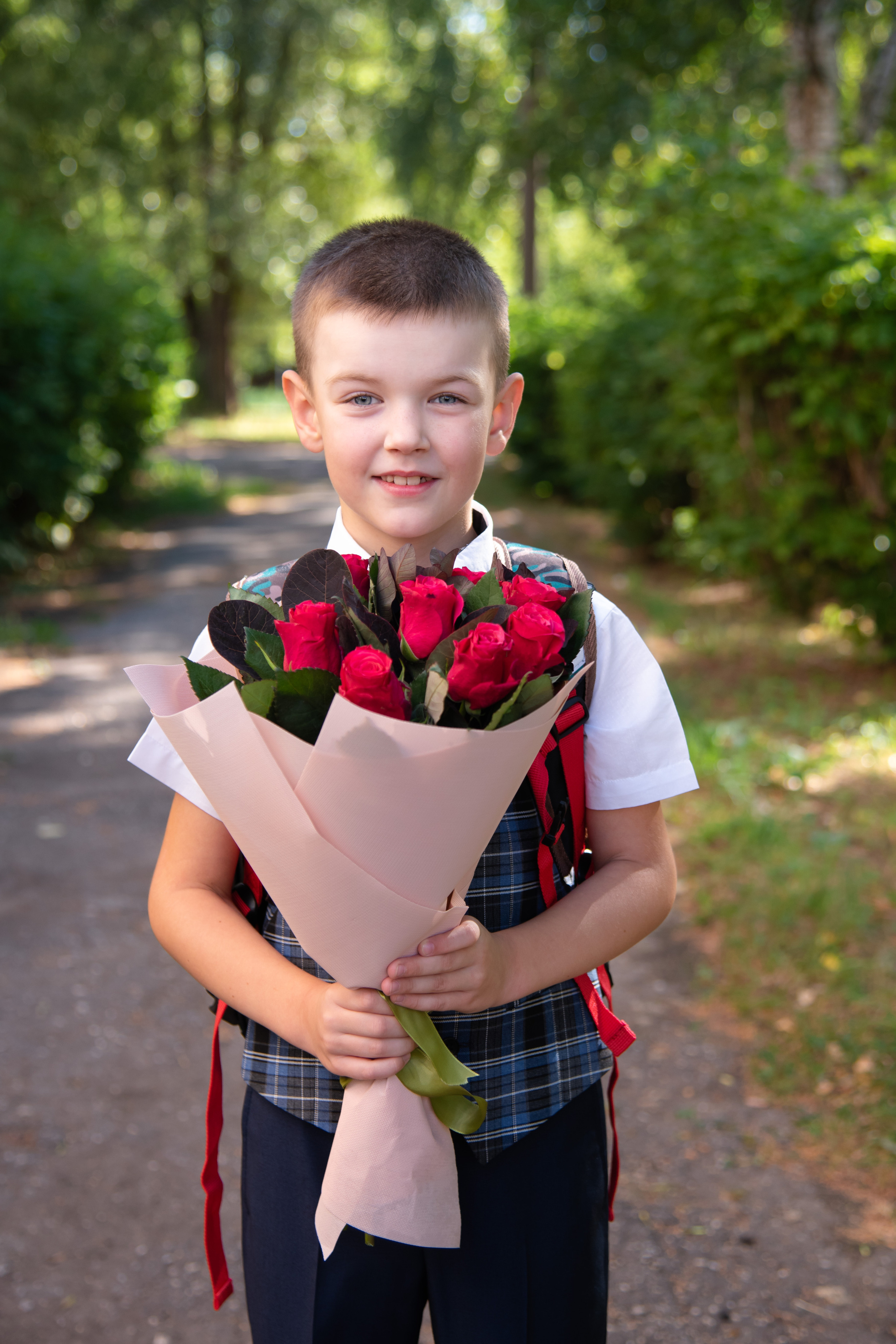 Солнечное 1 сентября 2022 года. Лапшина Юлия — школьный фотограф в Нижнем Новгороде. Выпускные альбомы