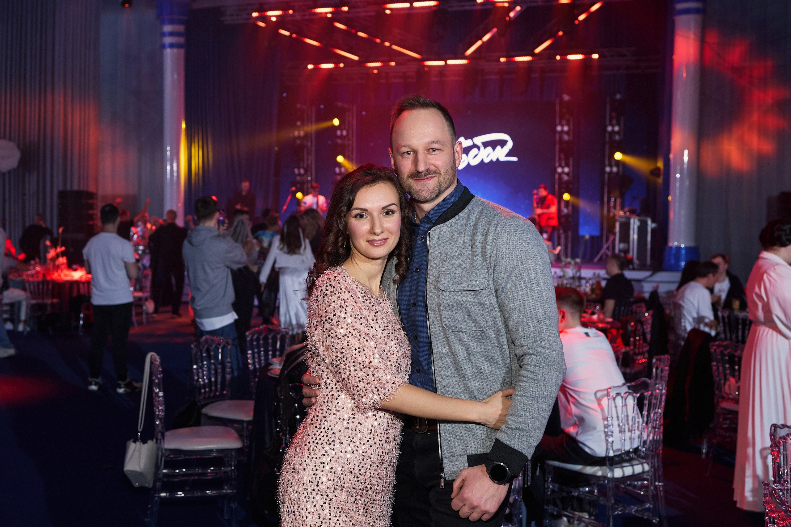 Космический новый год / K-Holding. Другой взгляд на фотографию