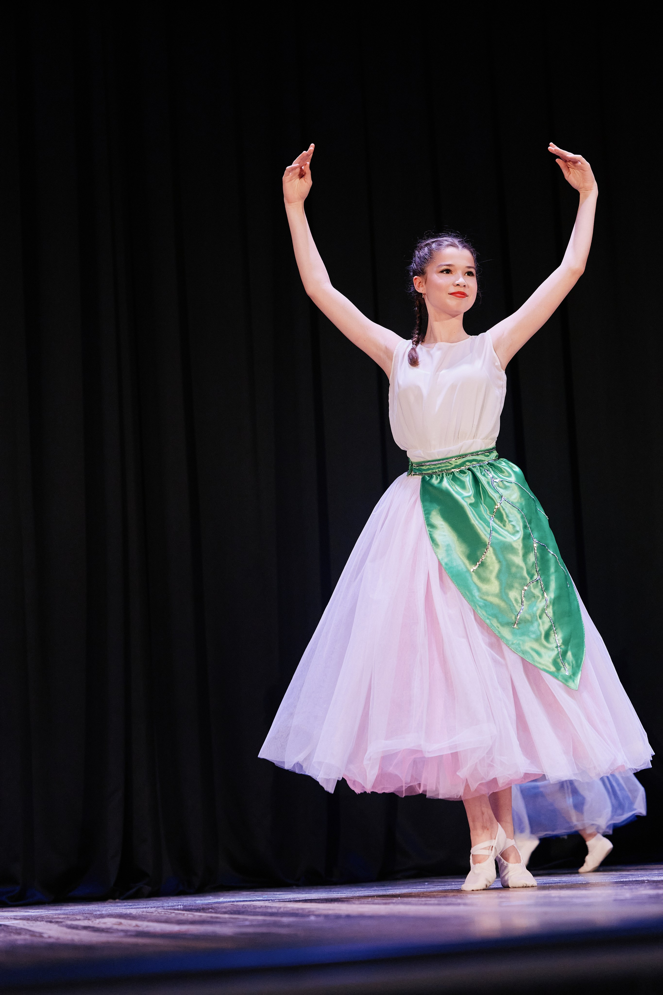 Концерт танцевальной студии Фиеста 08.06. Свадебный репортажный фотограф краснодар максим дремов дрёмов фотосессия студия цена