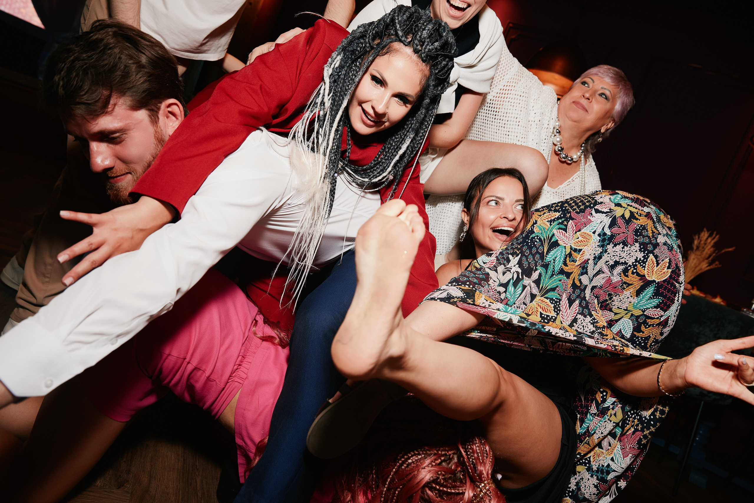 HOLIDAY IN AVRORA ROOM 10.08. Свадебный репортажный фотограф краснодар максим дремов дрёмов фотосессия студия цена