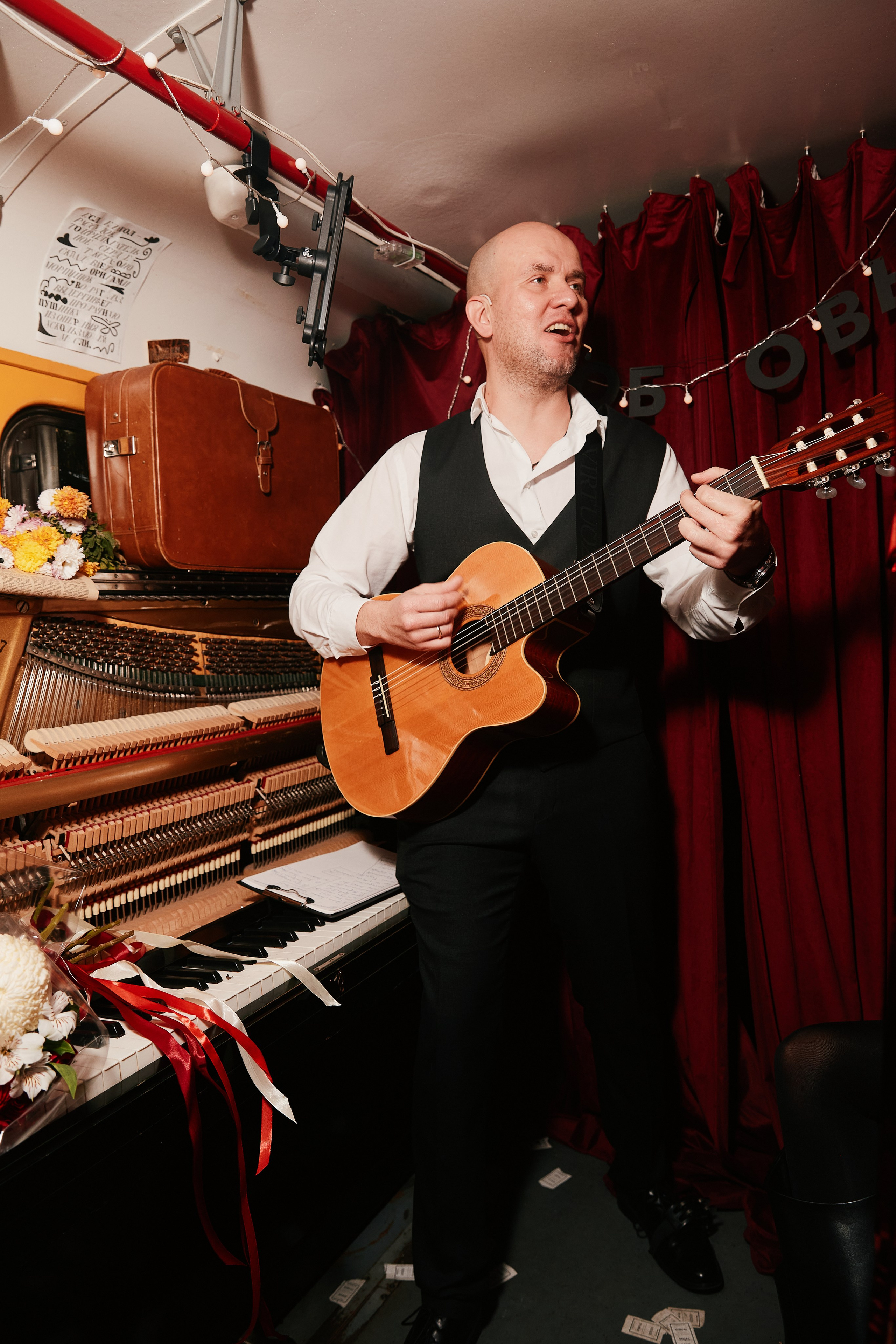 Tram 35 30.11. Свадебный репортажный фотограф краснодар максим дремов дрёмов фотосессия студия цена