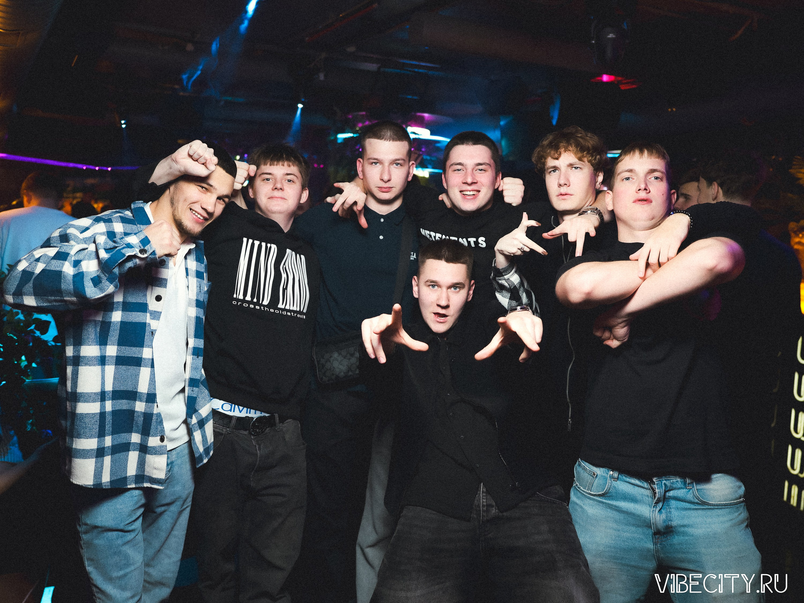 DOUBLE U. VIBECITY.RU Вайб Сити Ру Фоторепортажи Фотоотчеты Калининград