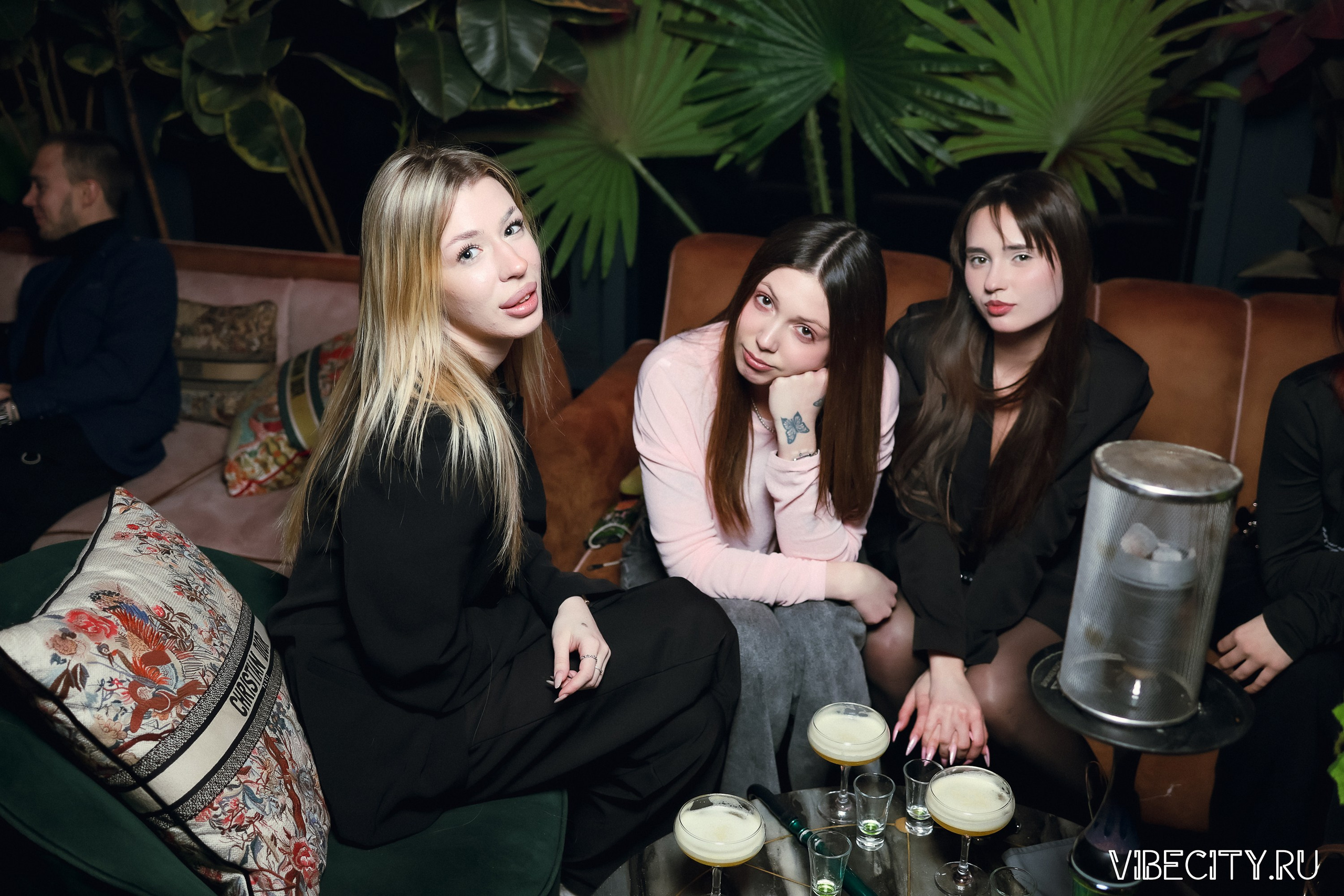 DOUBLE U. VIBECITY.RU Вайб Сити Ру Фоторепортажи Фотоотчеты Калининград