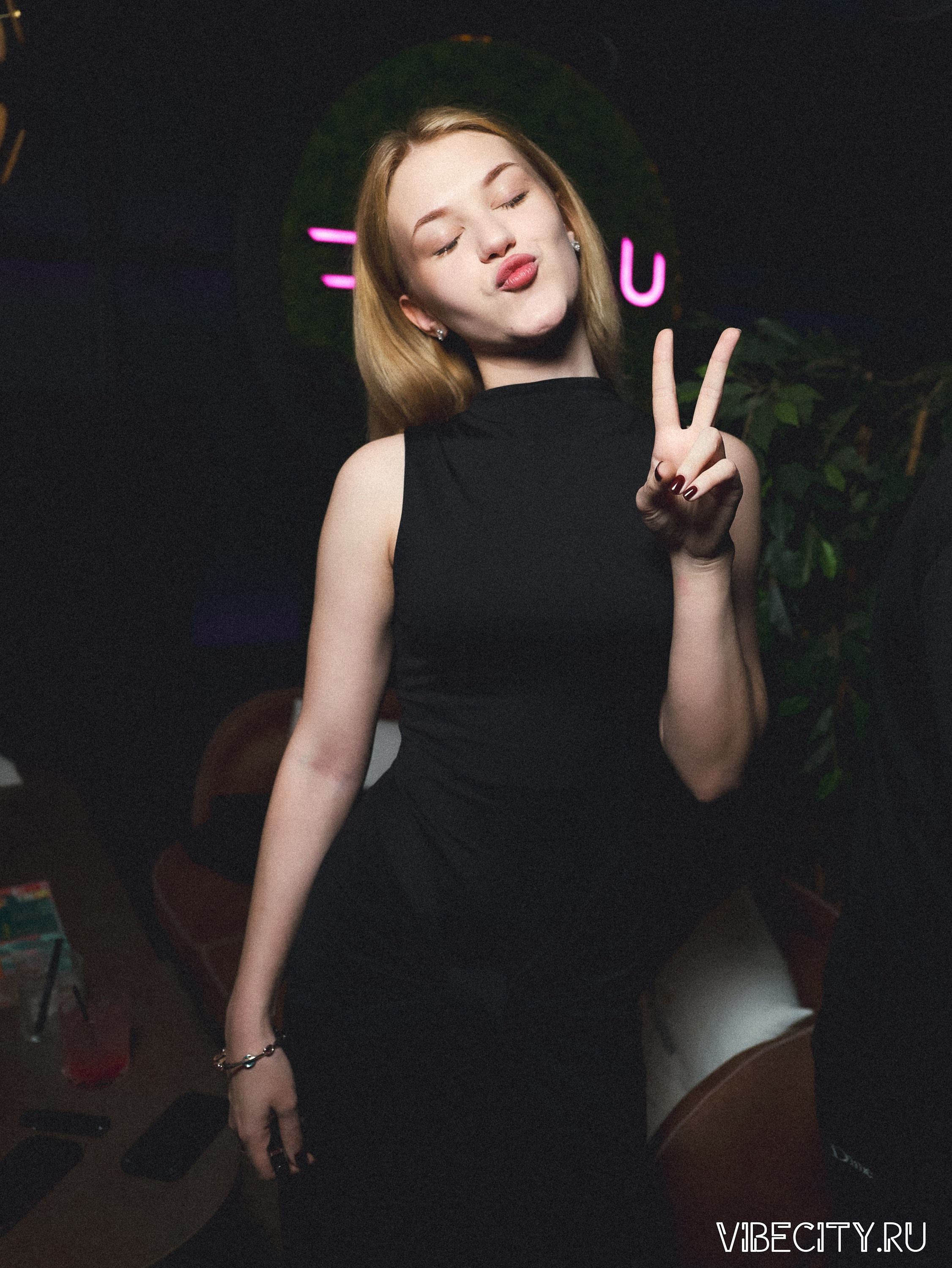 DOUBLE U. VIBECITY.RU Вайб Сити Ру Фоторепортажи Фотоотчеты Калининград
