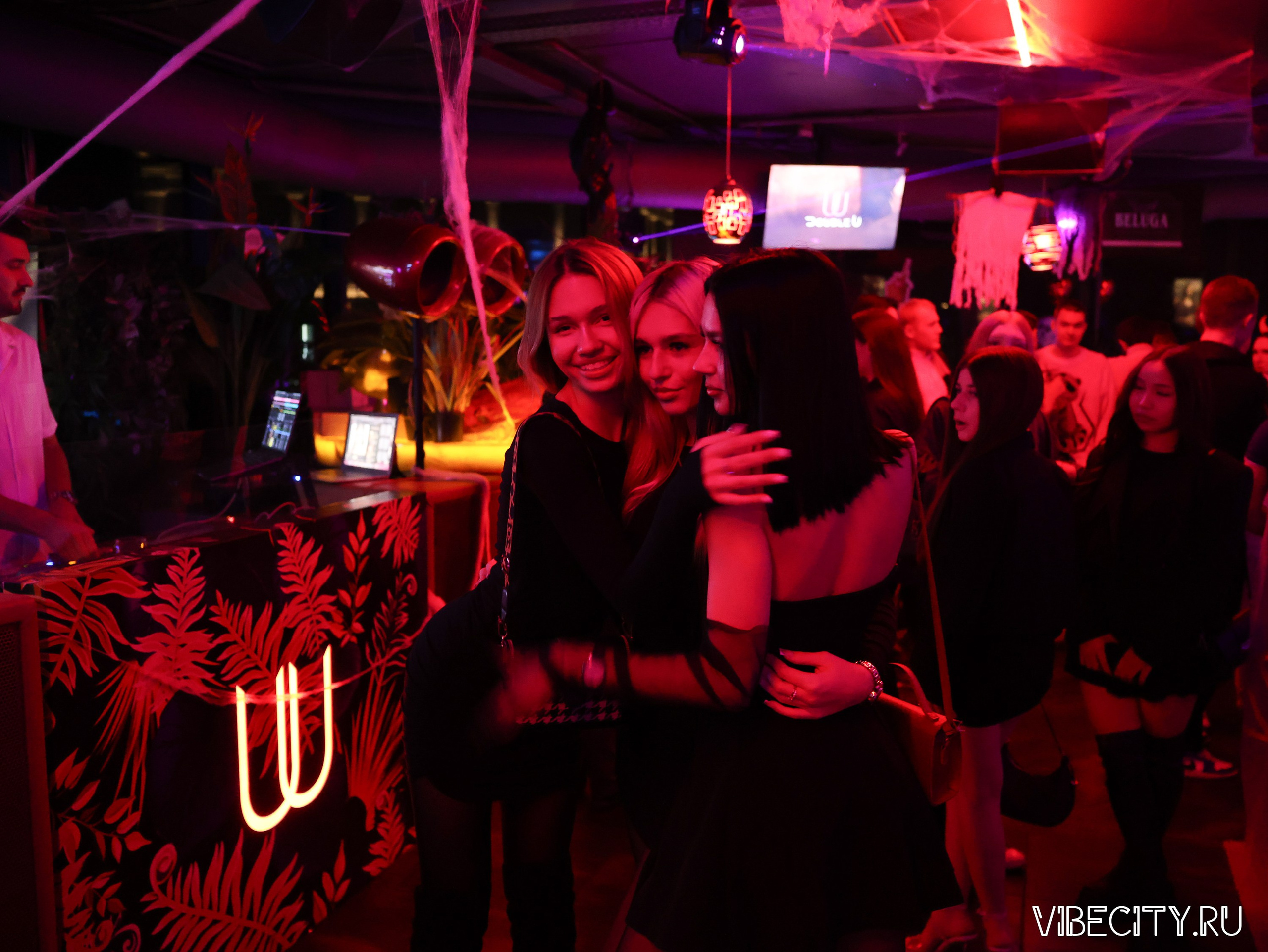 DOUBLE U. VIBECITY.RU Вайб Сити Ру Фоторепортажи Фотоотчеты Калининград