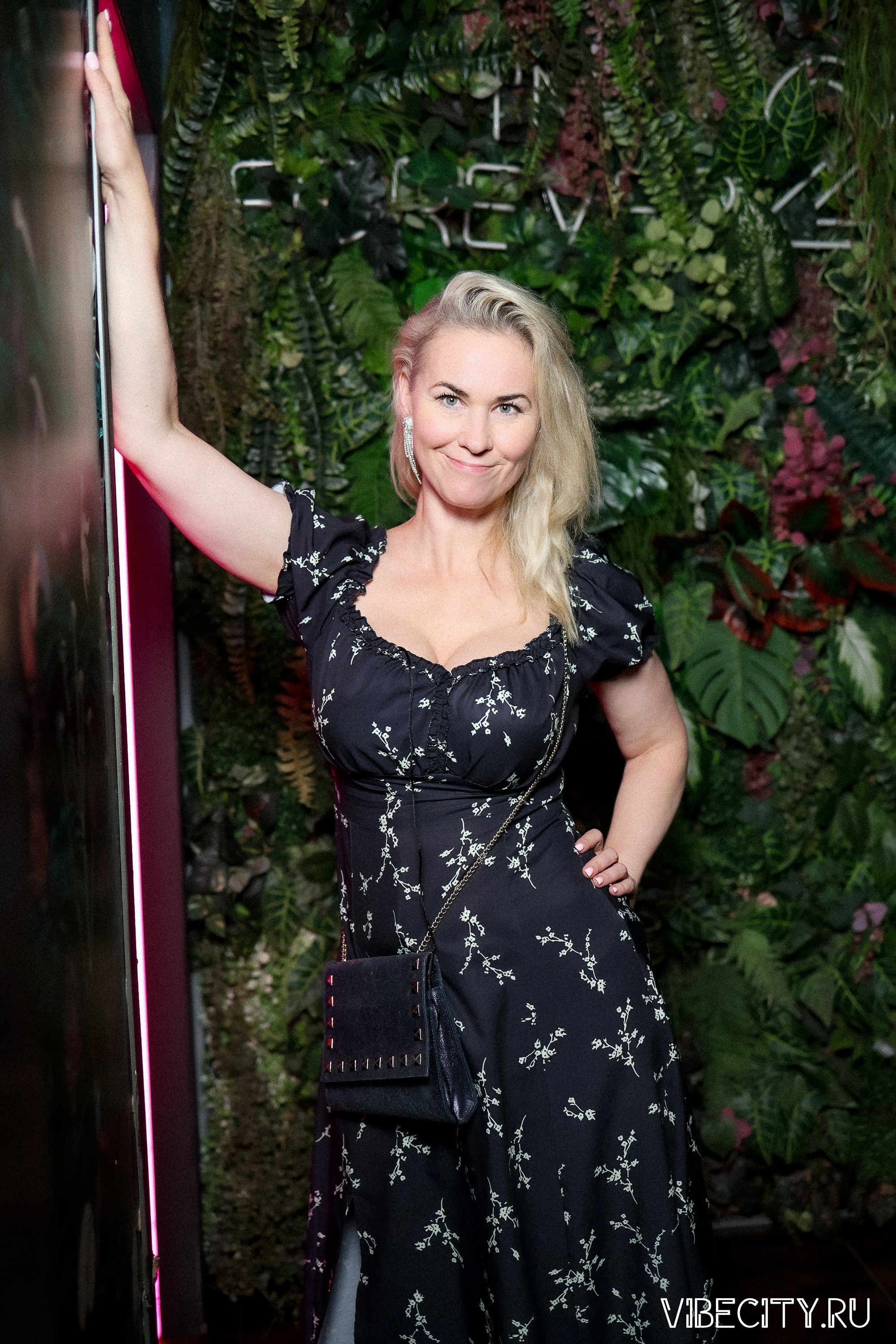 DOUBLE U. VIBECITY.RU Вайб Сити Ру Фоторепортажи Фотоотчеты Калининград