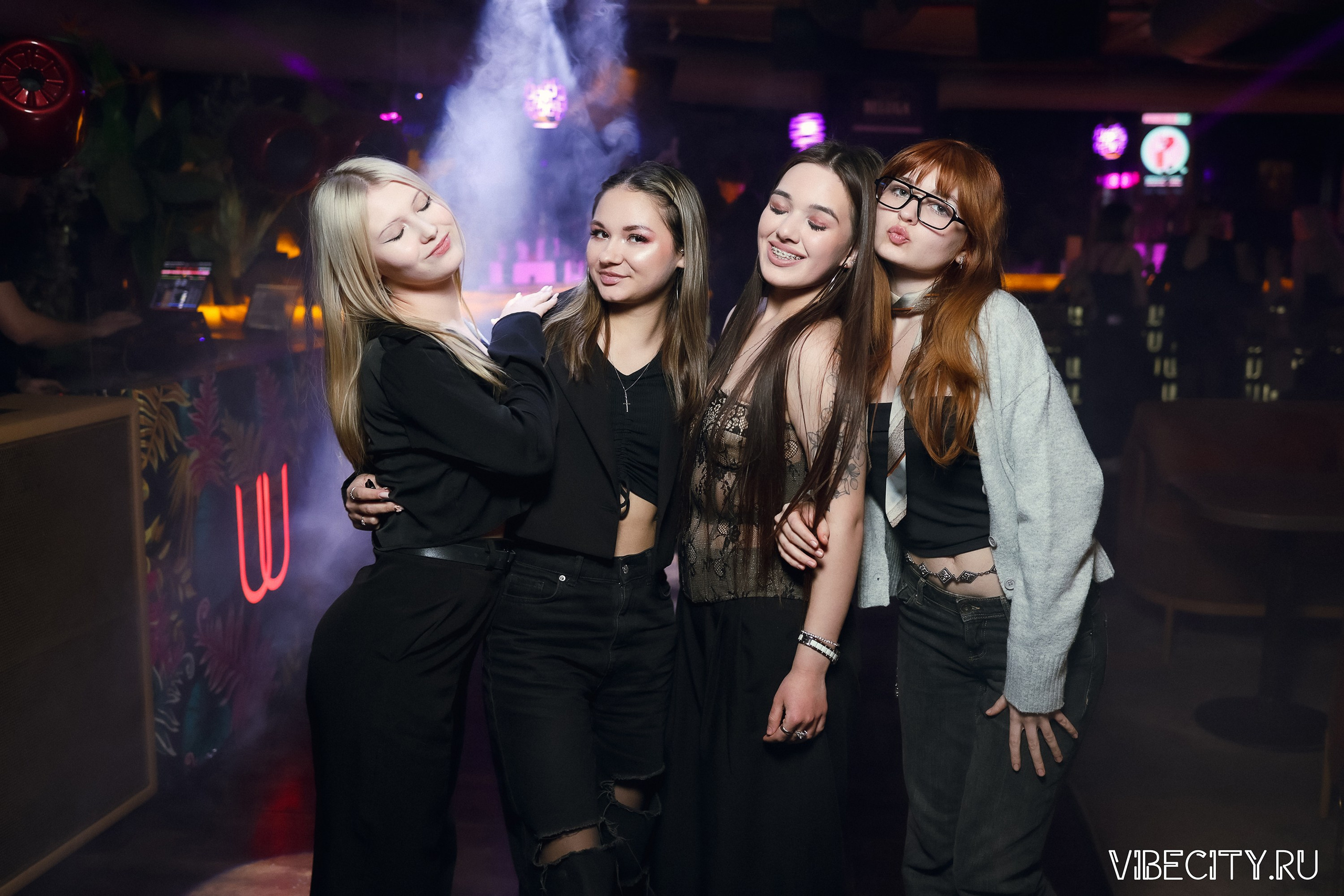 DOUBLE U. VIBECITY.RU Вайб Сити Ру Фоторепортажи Фотоотчеты Калининград